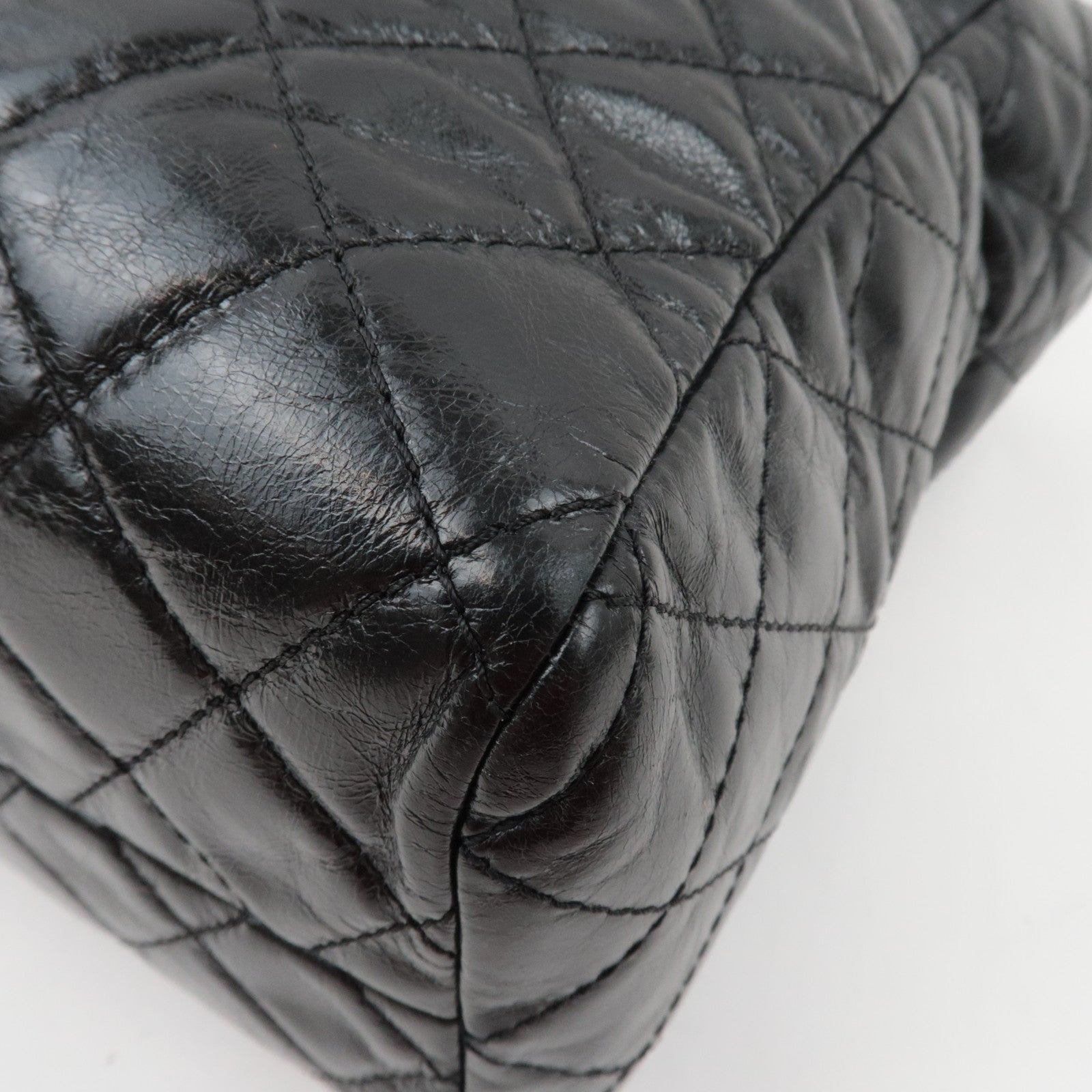 CHANEL Matelasse Chain Tote Bag Leather Black Gold HDW 20449651