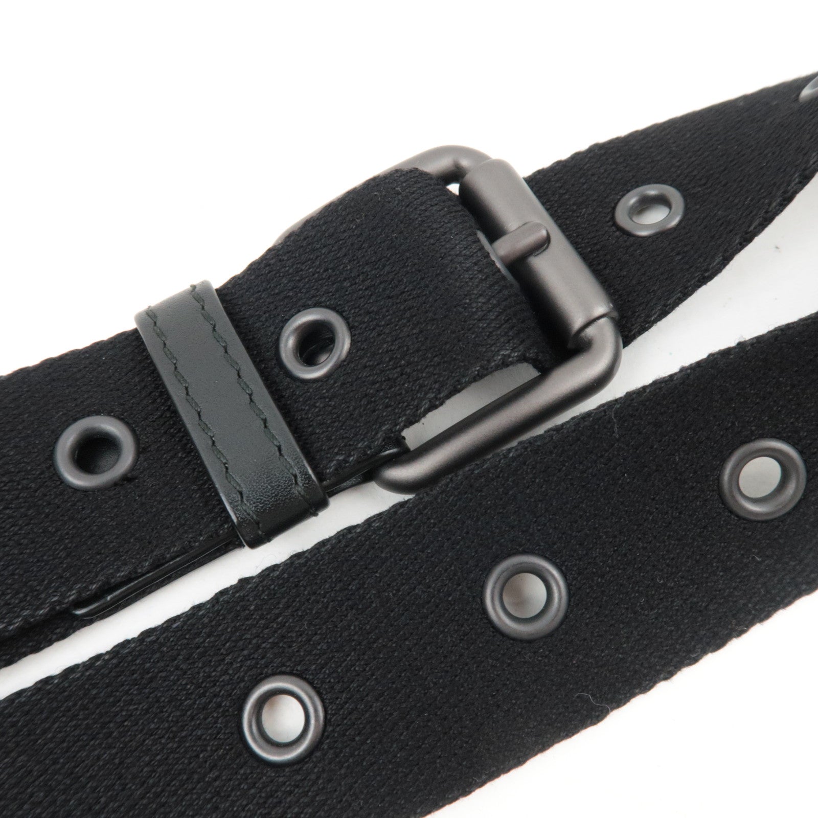 BOTTEGA VENETA Intrecciato Body Bag Leather Black