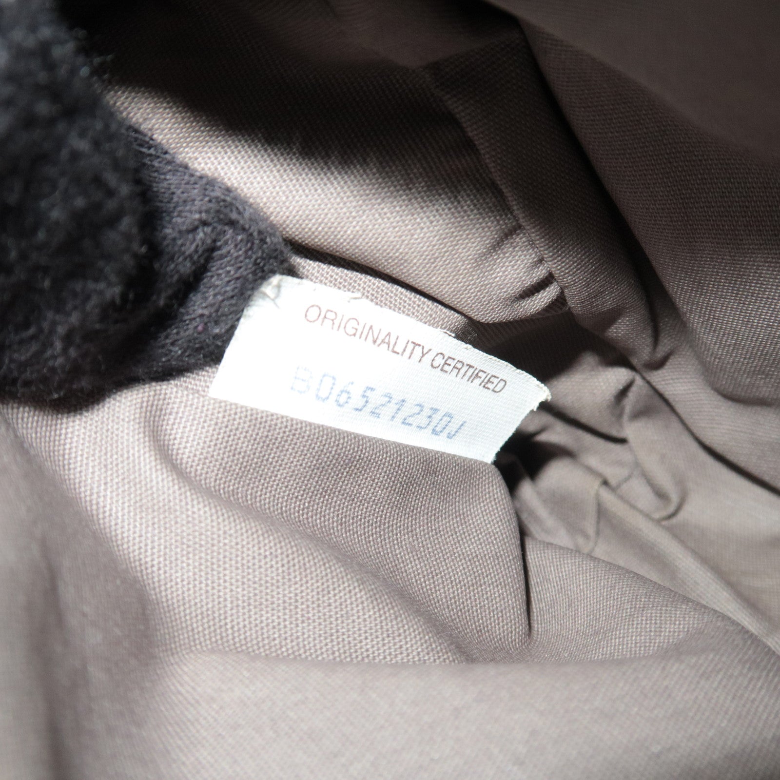 BOTTEGA VENETA Intrecciato Body Bag Leather Black