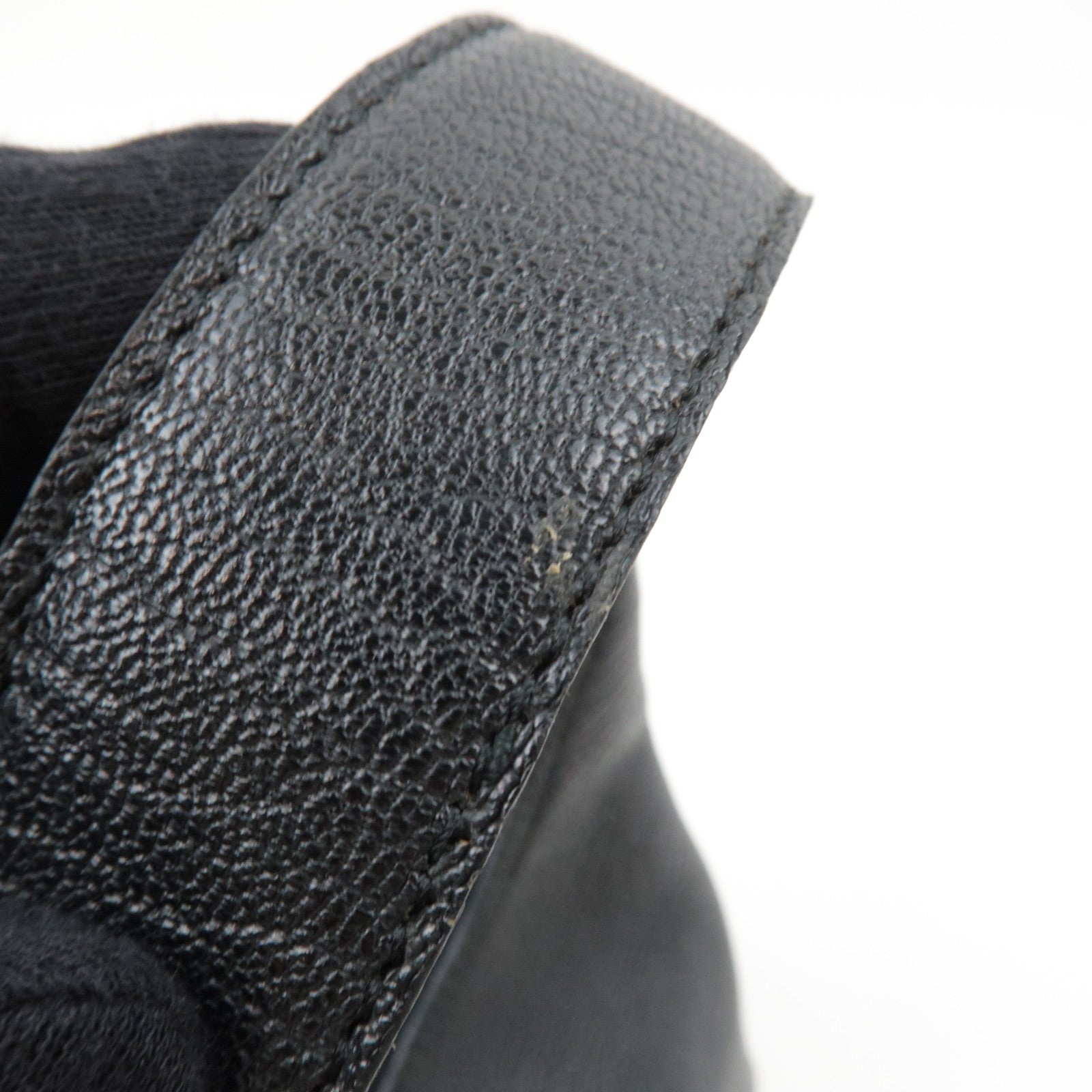 Ferragamo One Shoulder Bag Leather Black