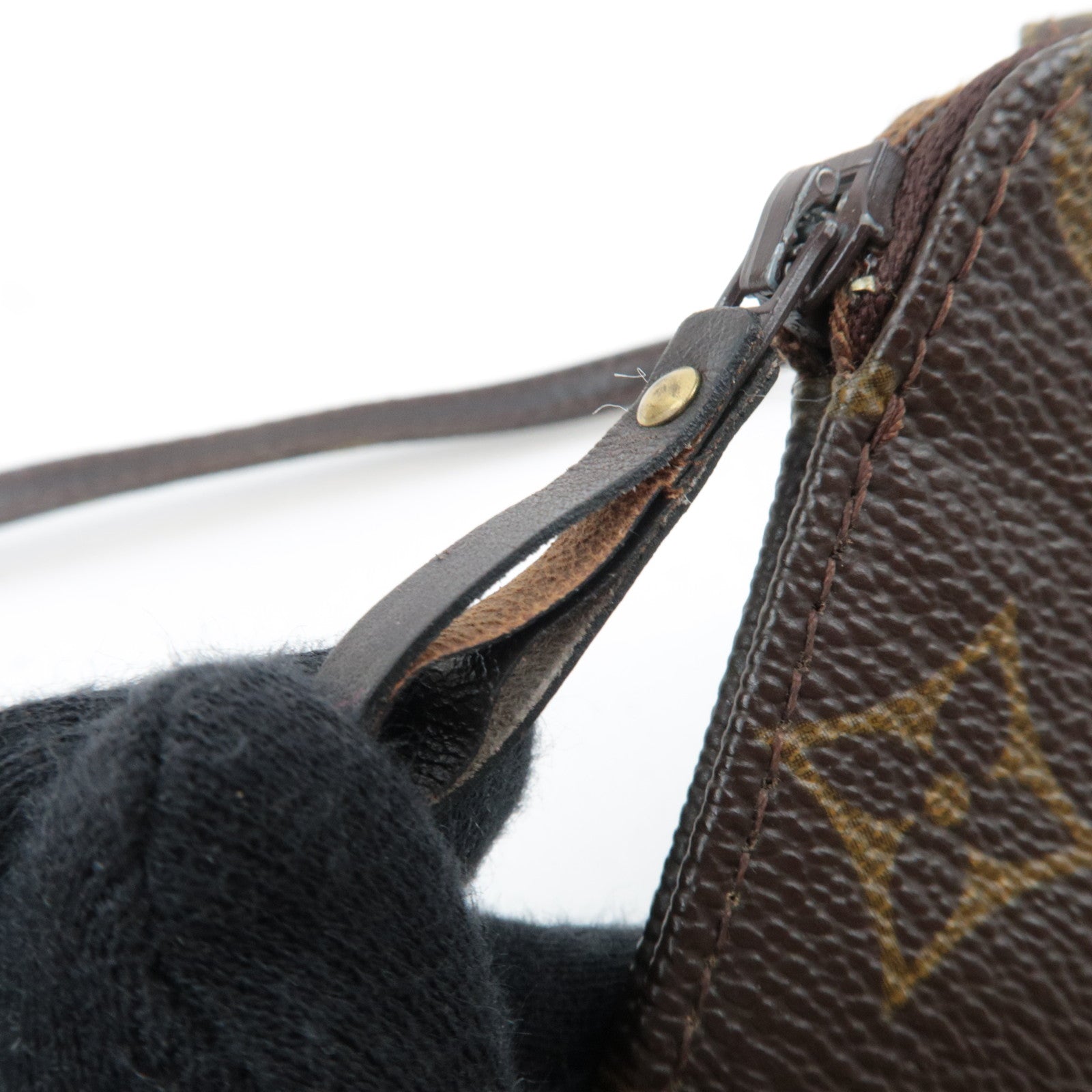 Louis Vuitton Monogram Secret Shoulder Pouch M45484 854