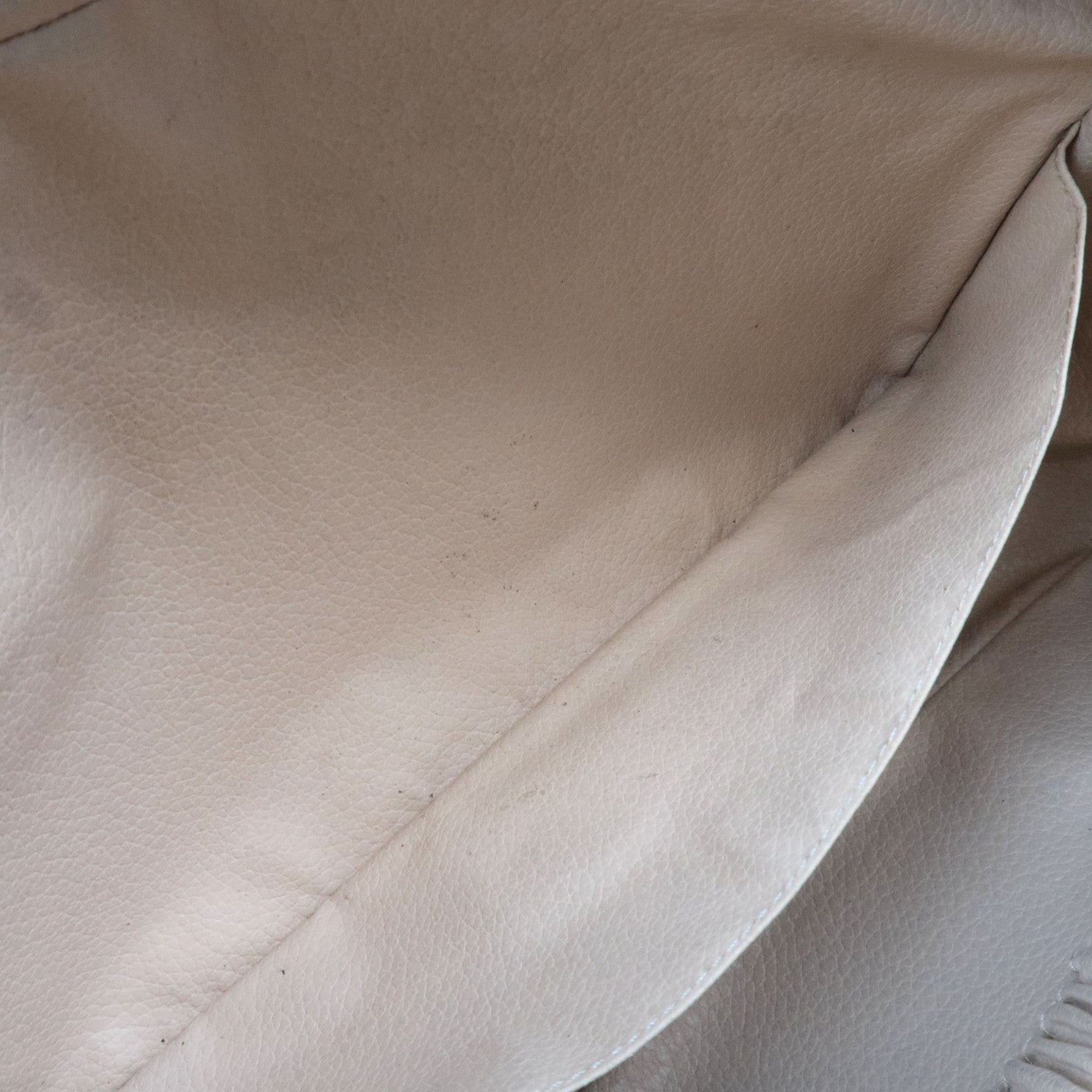 Louis Vuitton Monogram Trousse Toilette 28 Toiletry Bag M47522 NO0906