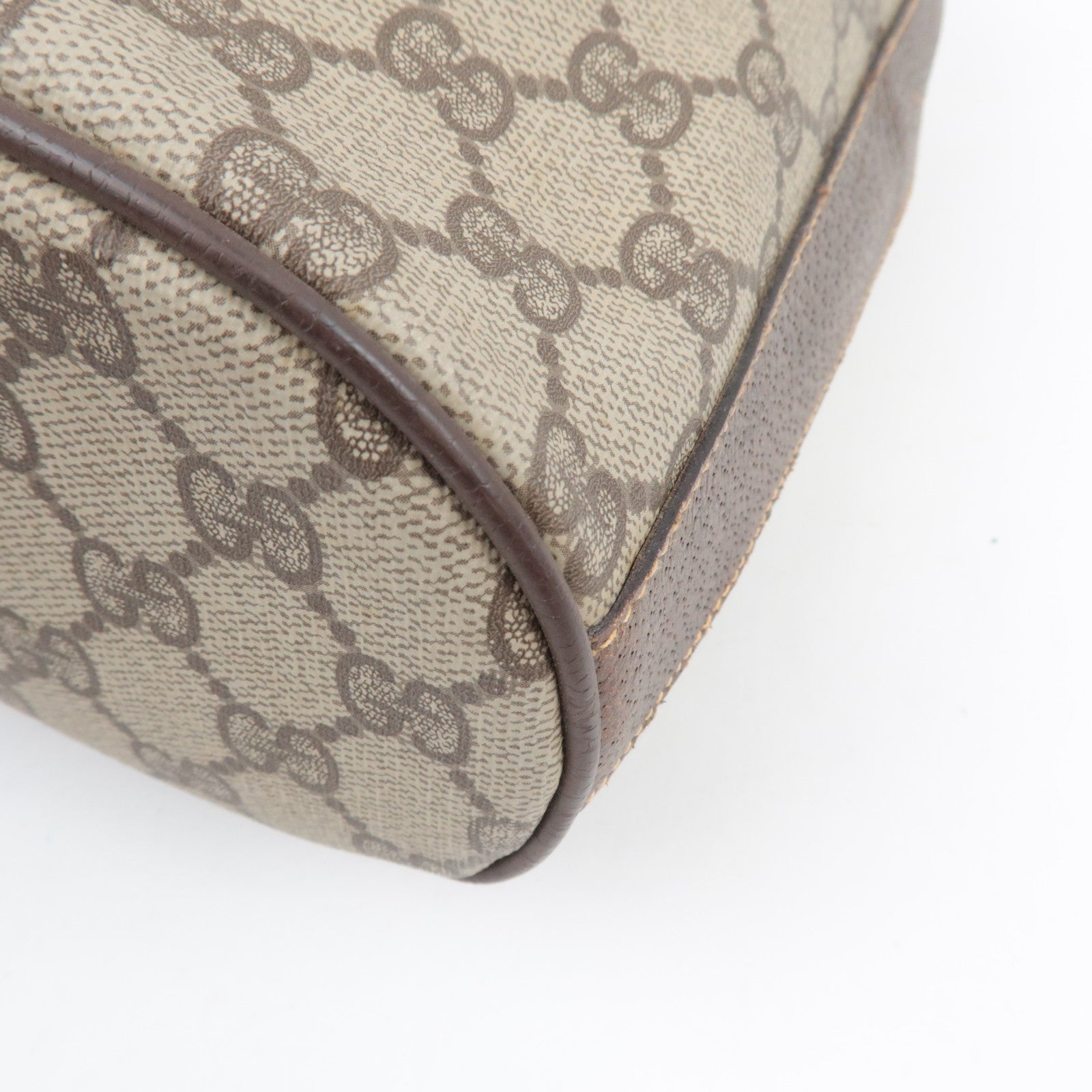 GUCCI Old Gucci Drawstring Shoulder Bag GG Plus Leather Beige 001.115.6179