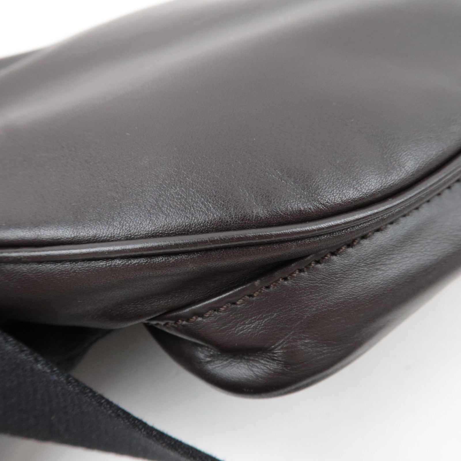 BOTTEGA VENETA Intrecciato Body Bag Leather Brown *Dust bag