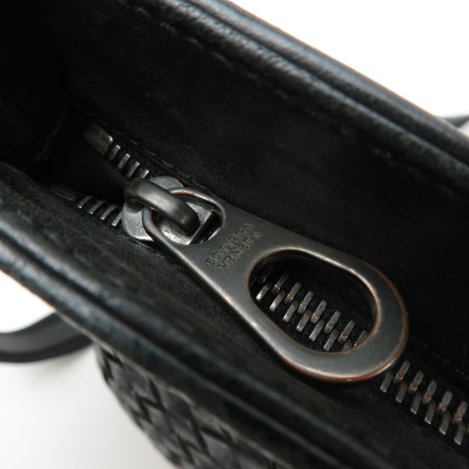 BOTTEGA VENETA Intrecciato Shoulder Bag Leather Black