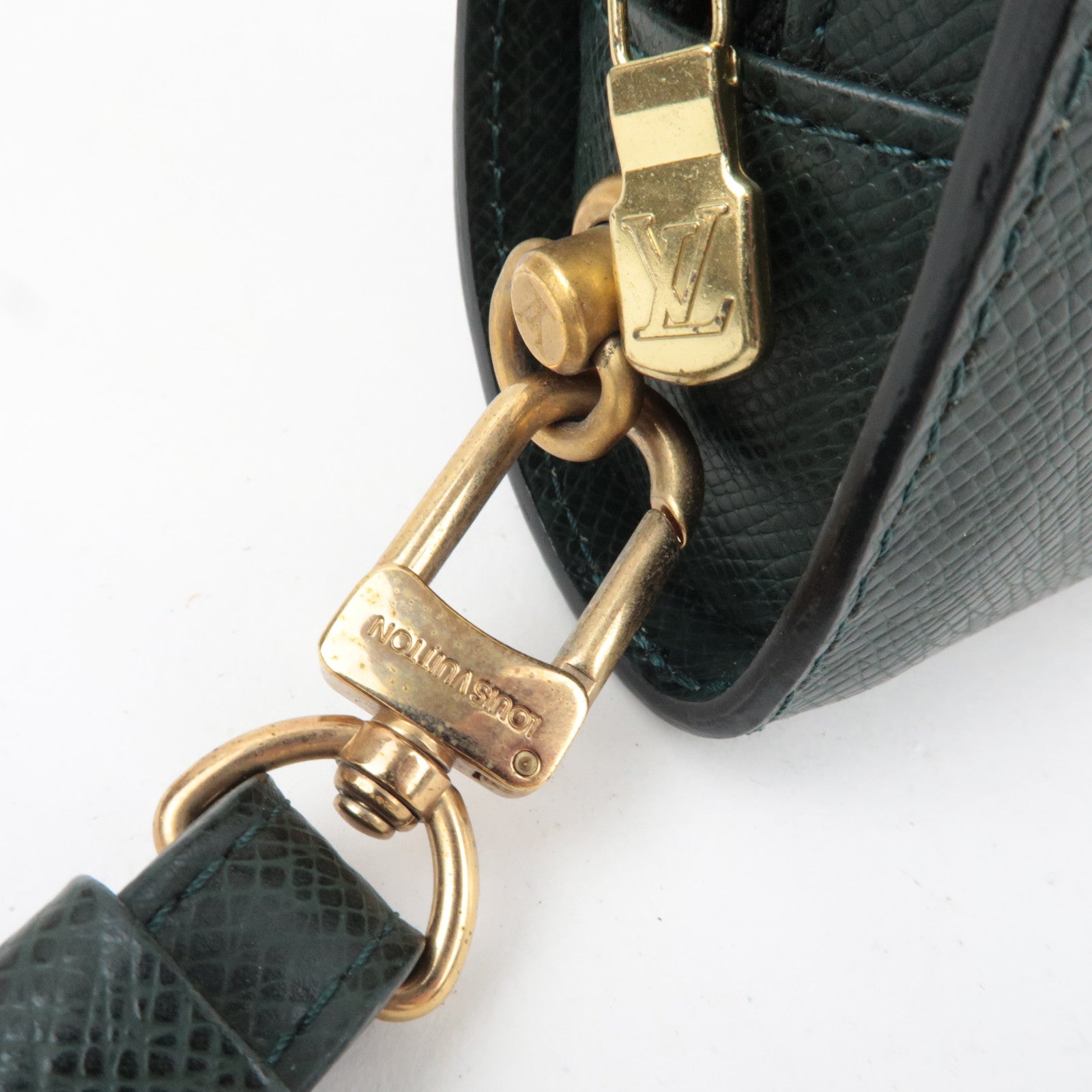 Louis Vuitton Taiga Baikal Clutch Bag Epicea M30184 VI0030