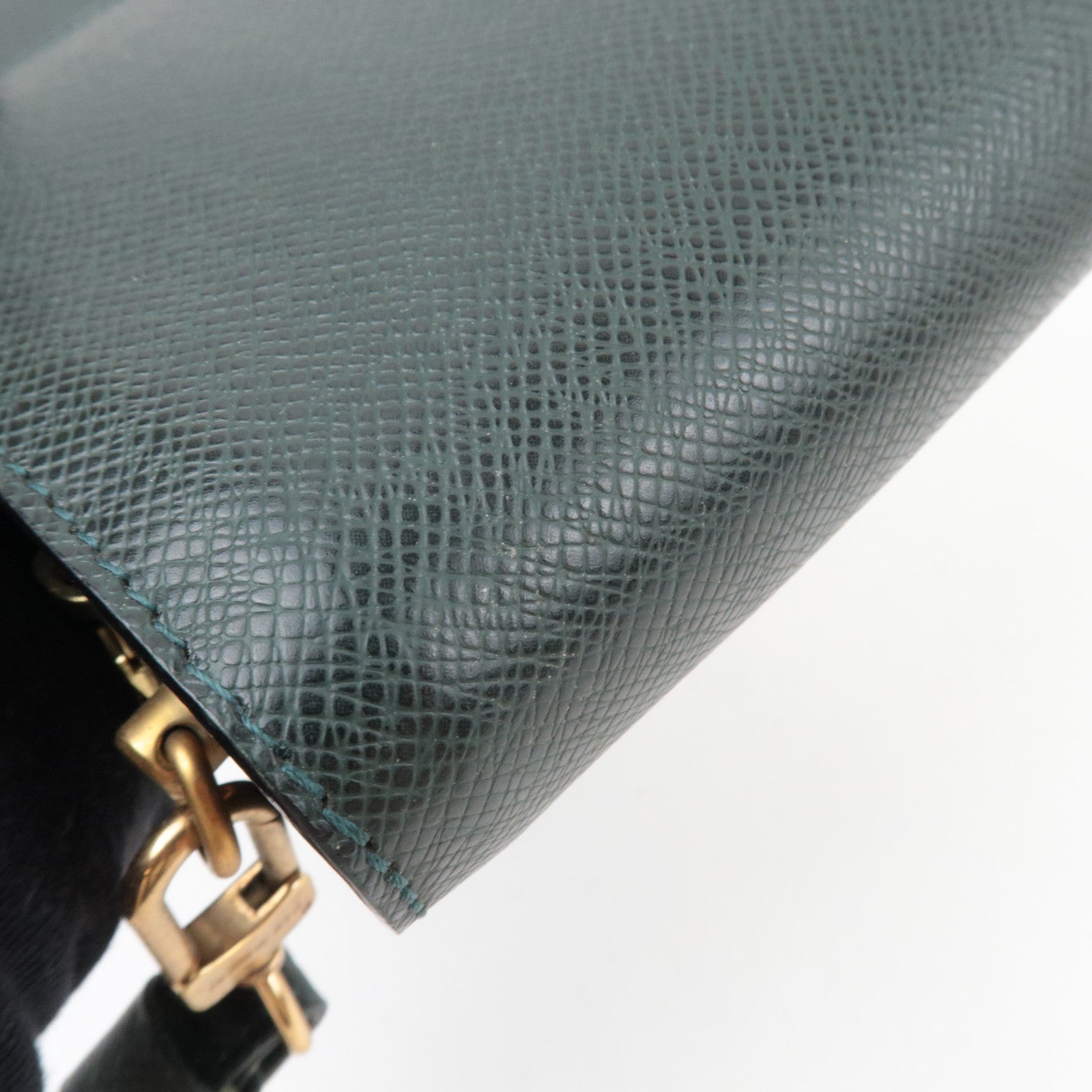 Louis Vuitton Taiga Baikal Clutch Bag Epicea M30184 VI0030