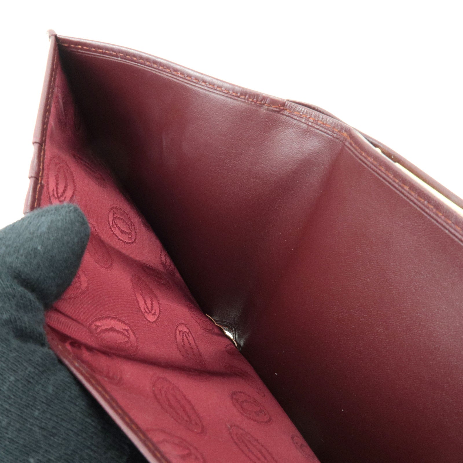 Cartier Must Line Kiss Lock Tri-Fold Wallet Leather Bordeaux *Box