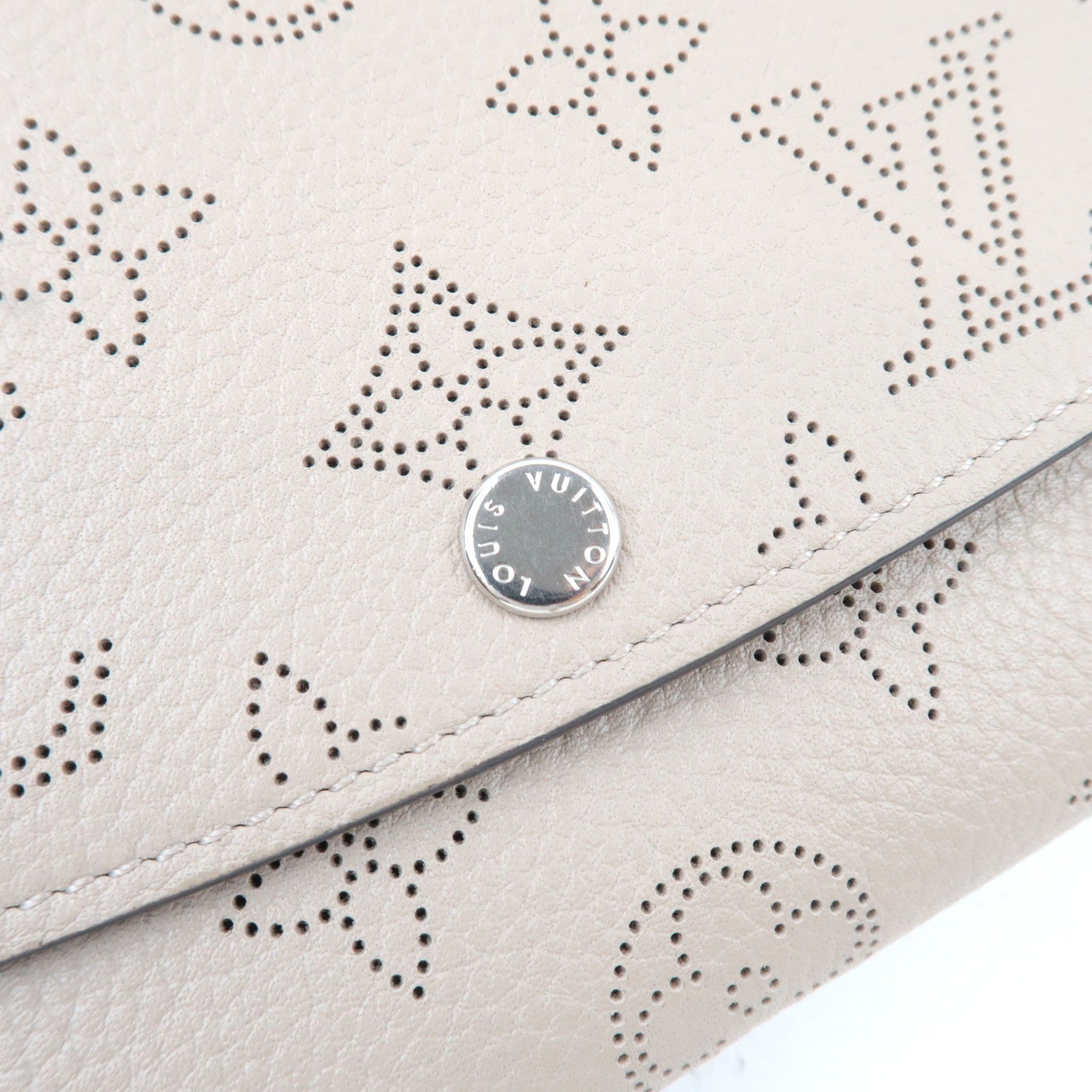 Louis Vuitton Monogram Mahina Portefeuille Iris Long Wallet Galet M60177 TN0189 *Box, Dust bag