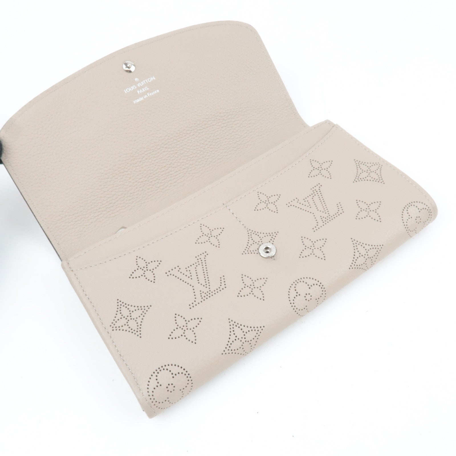 Louis Vuitton Monogram Mahina Portefeuille Iris Long Wallet Galet M60177 TN0189 *Box, Dust bag