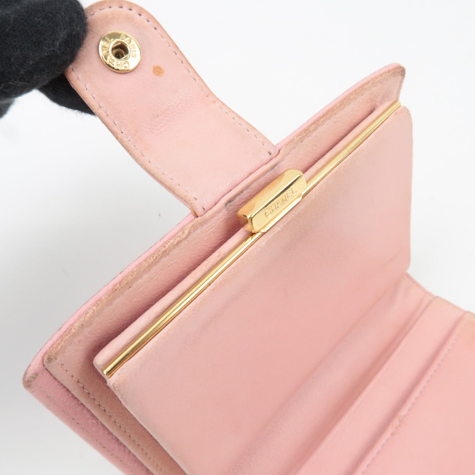 CHANEL Coco Mark Kiss Lock Caviarskin Bifold Wallet Pink Gold HDW 9170189 *G card