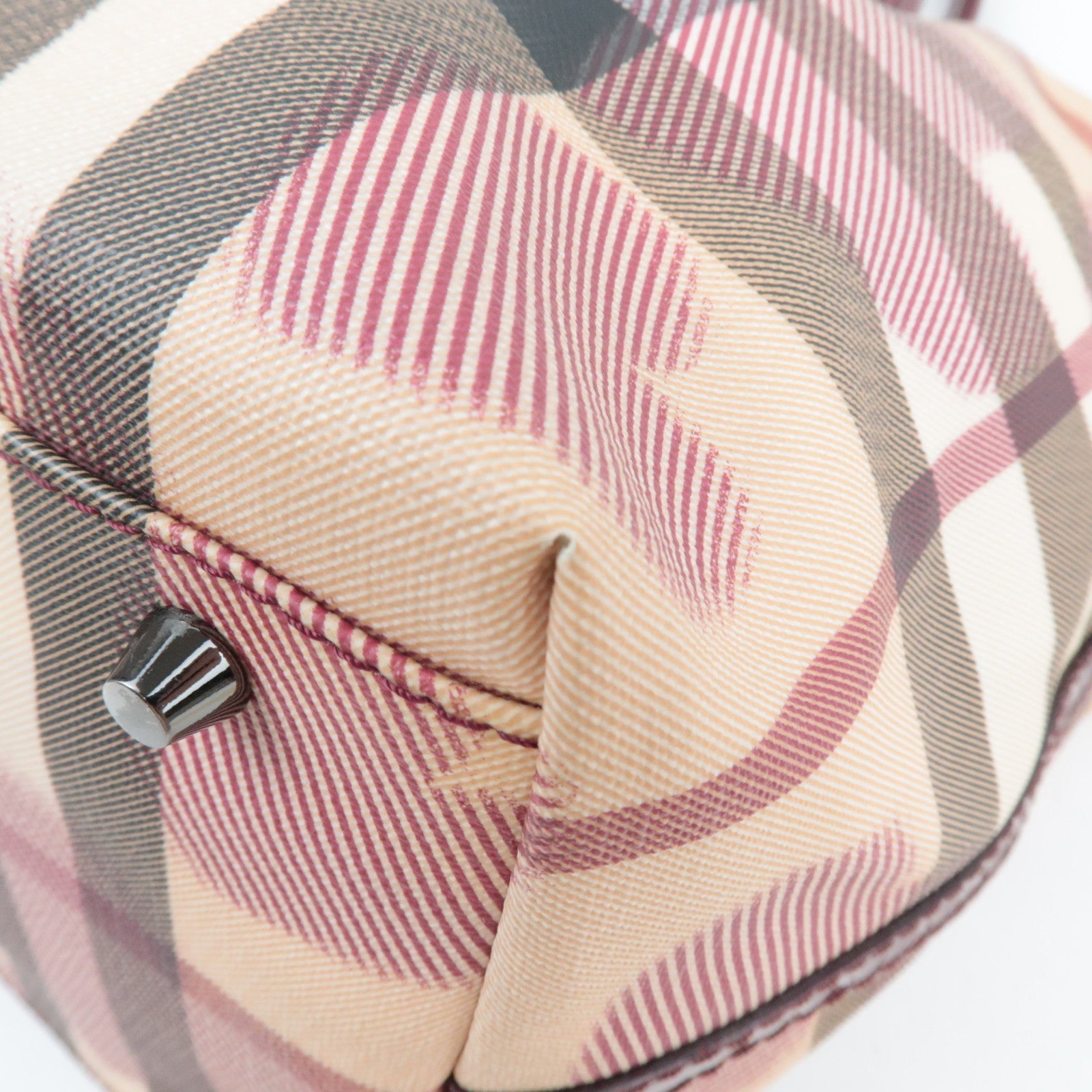 BURBERRY Heart Nova Plaid Tote Bag PVC Patnet Beige Bordeaux