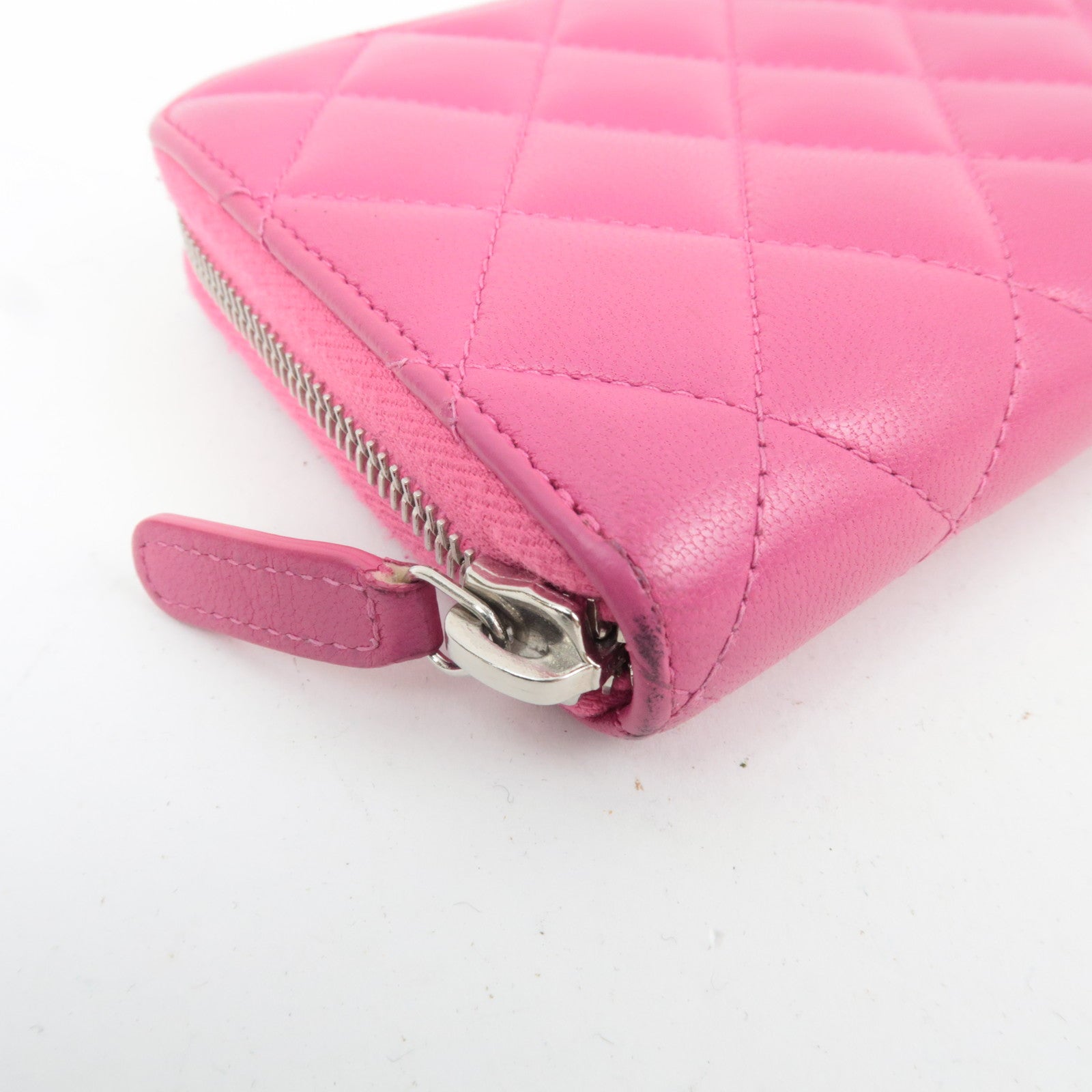 CHANEL Matelasse Round Zipper Long Wallet Lambskin Pink Silver HDW 21082652