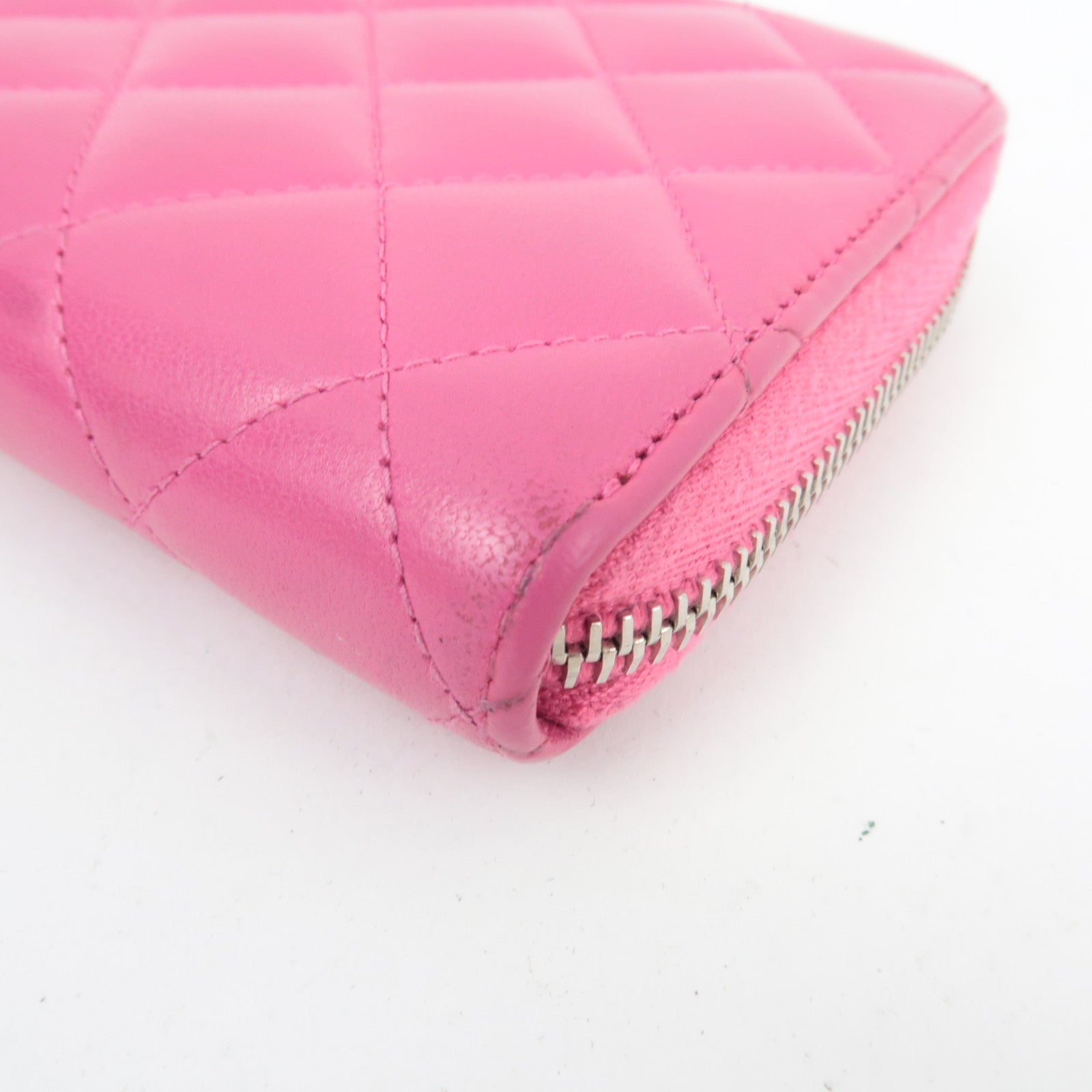 CHANEL Matelasse Round Zipper Long Wallet Lambskin Pink Silver HDW 21082652