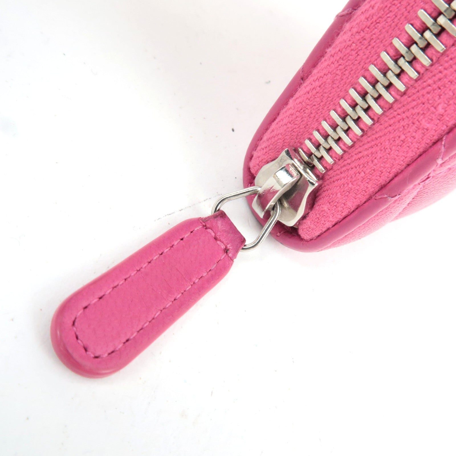 CHANEL Matelasse Round Zipper Long Wallet Lambskin Pink Silver HDW 21082652
