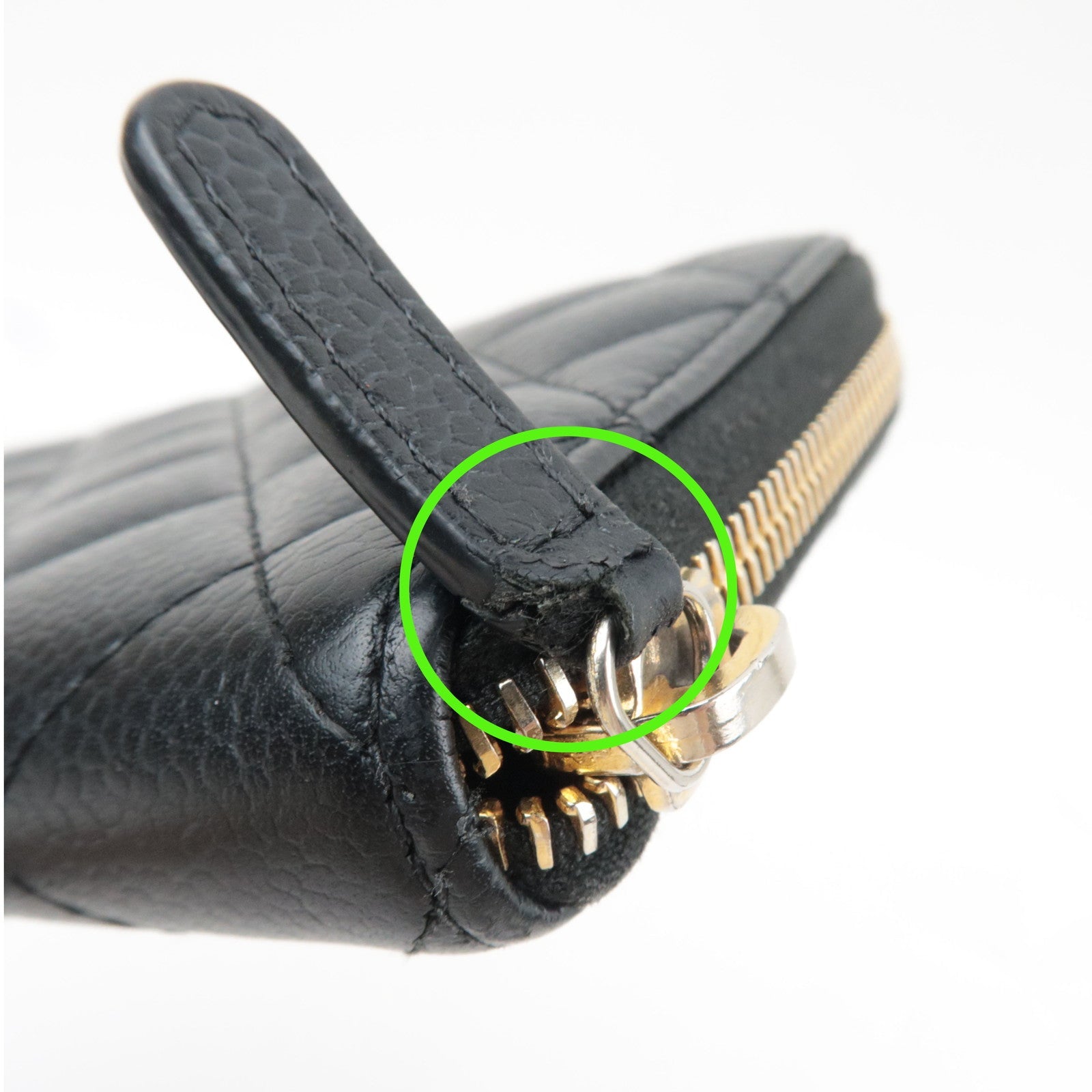 CHANEL Matelasse Round Zipper Long Wallet Caviarskin Black Gold HDW 24615727