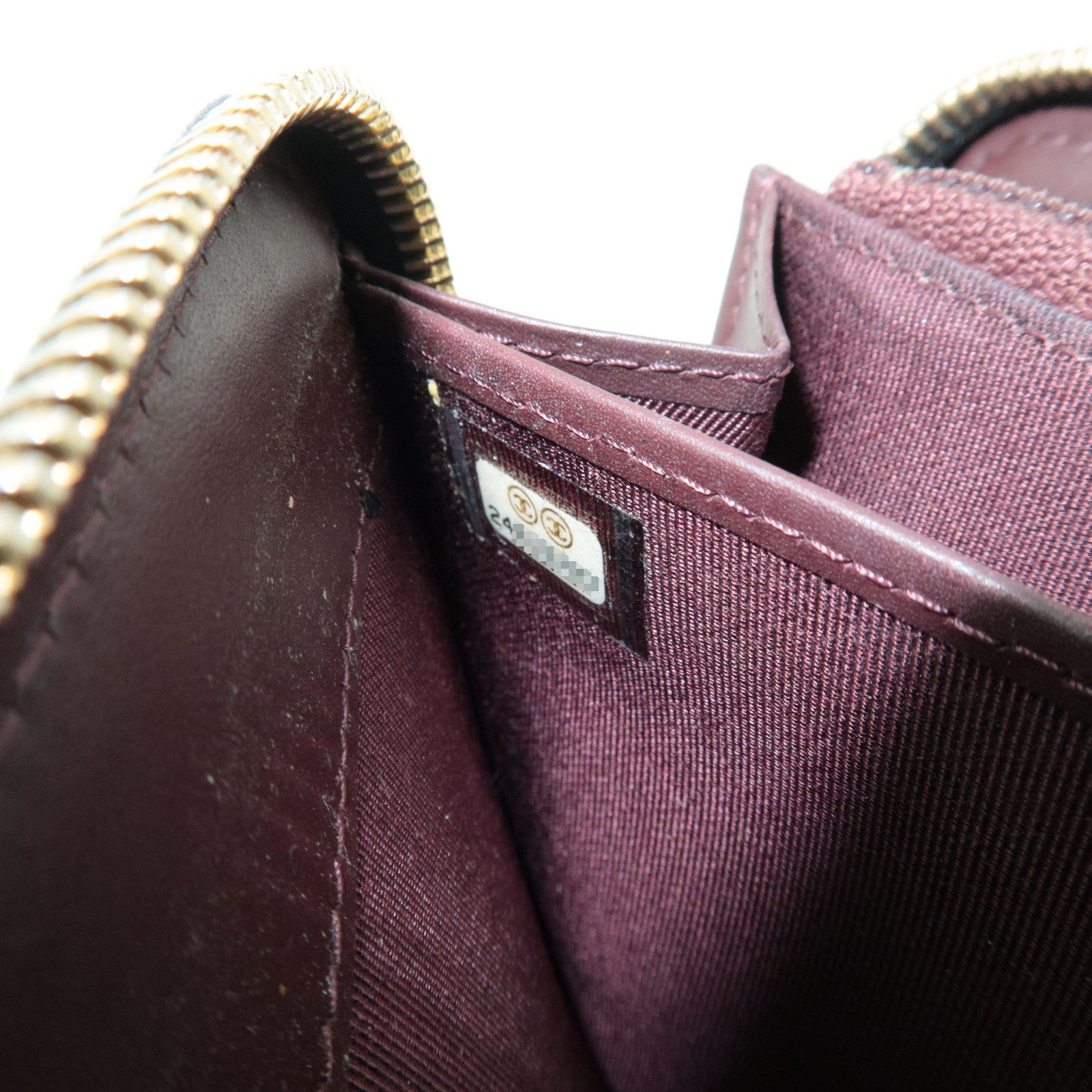 CHANEL Matelasse Round Zipper Long Wallet Caviarskin Black Gold HDW 24615727