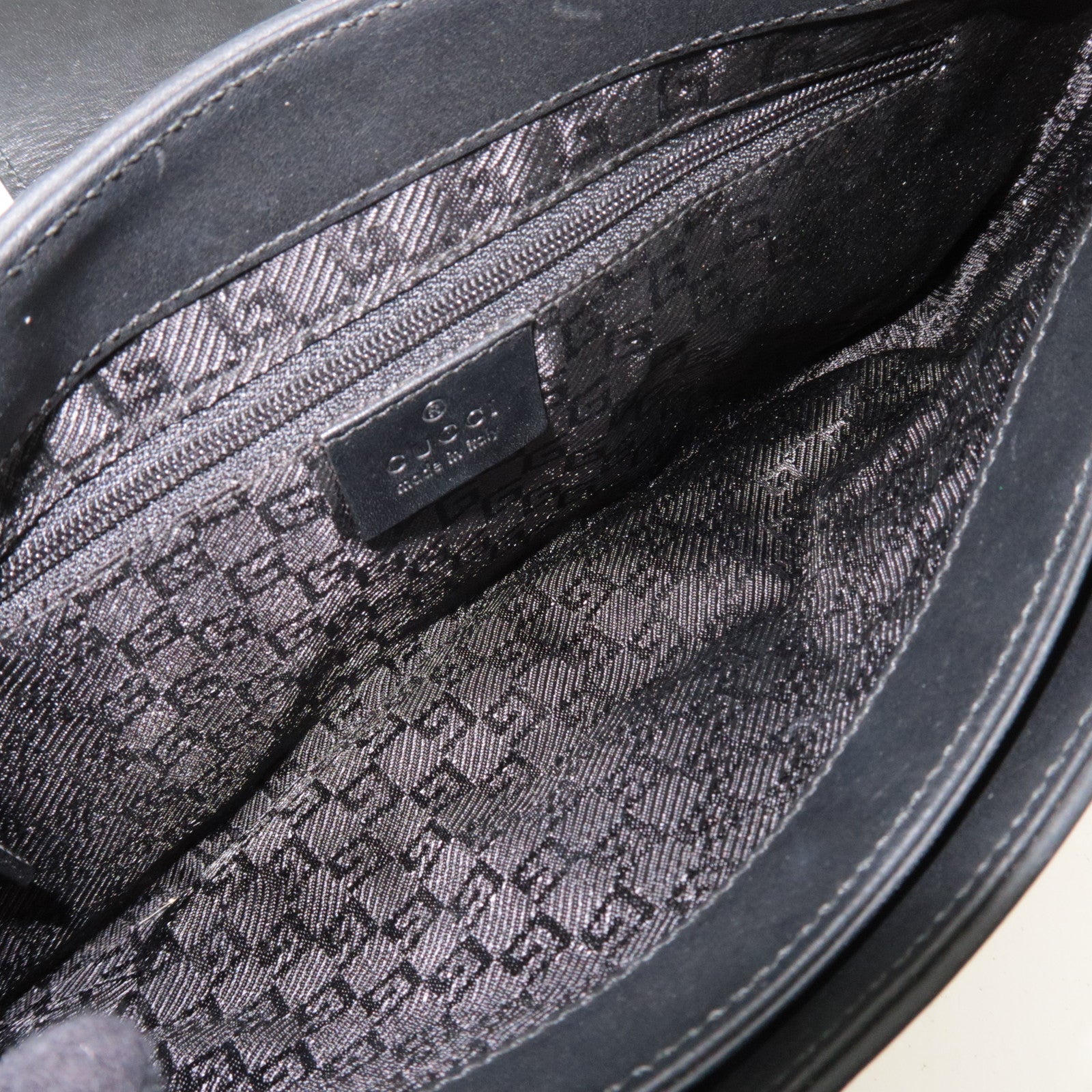 GUCCI Tiger Head Suede Leather Shoulder Bag Light Gray Black 001.4110.001013 *Dust bag