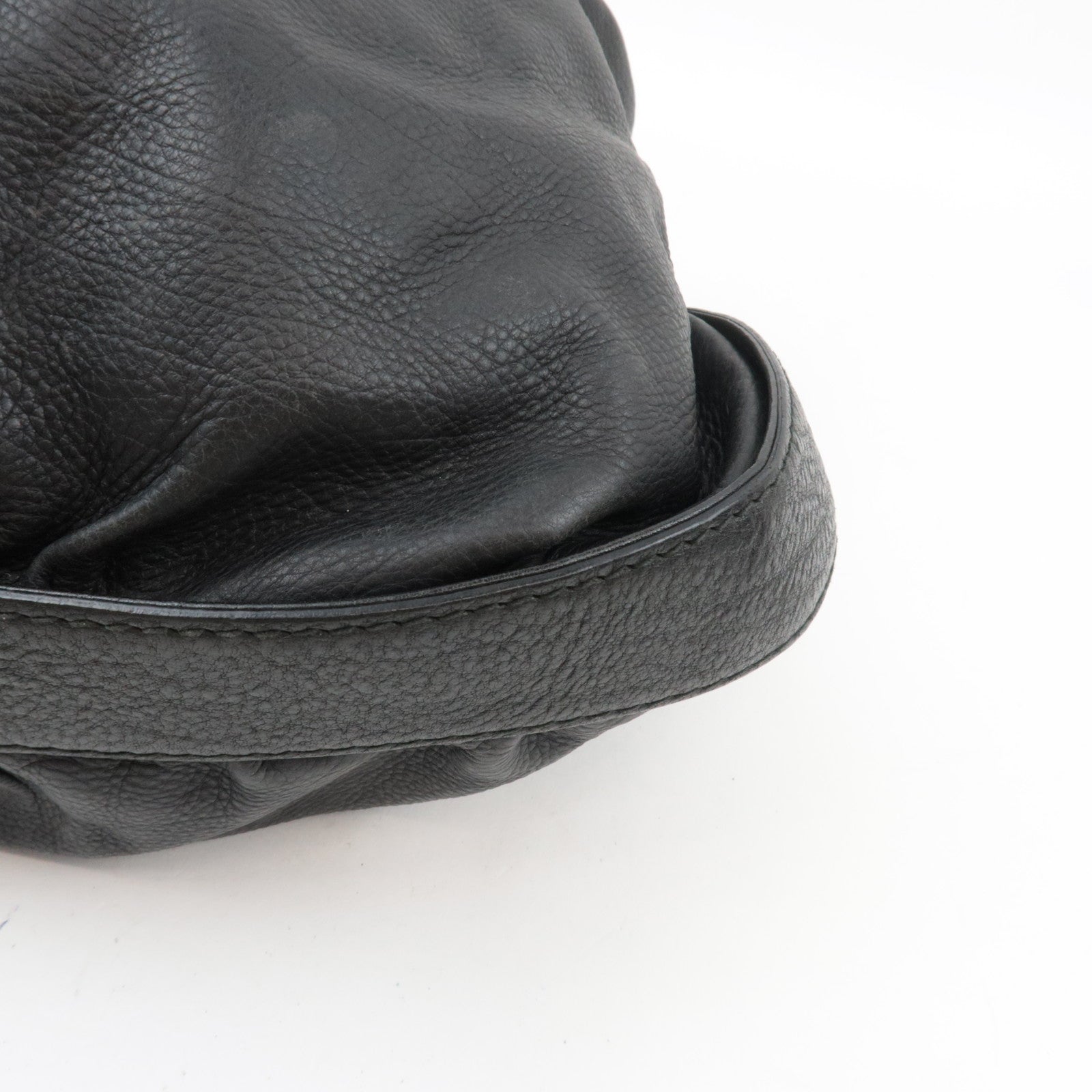 GUCCI Interlocking G Shoulder Bag Leather Black 223951