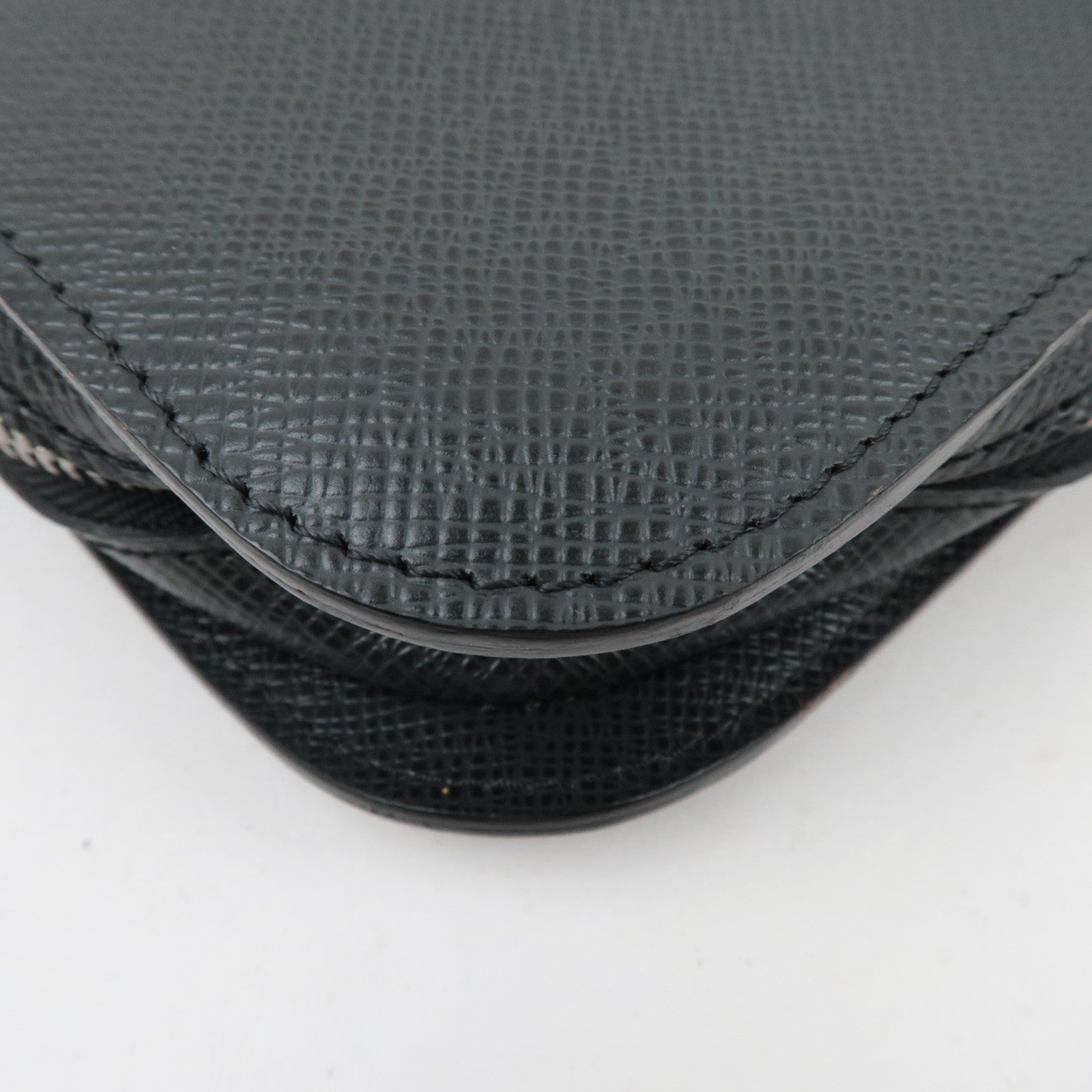 Louis Vuitton Taiga Baikal Clutch Bag Ardoise M30182 VI0065