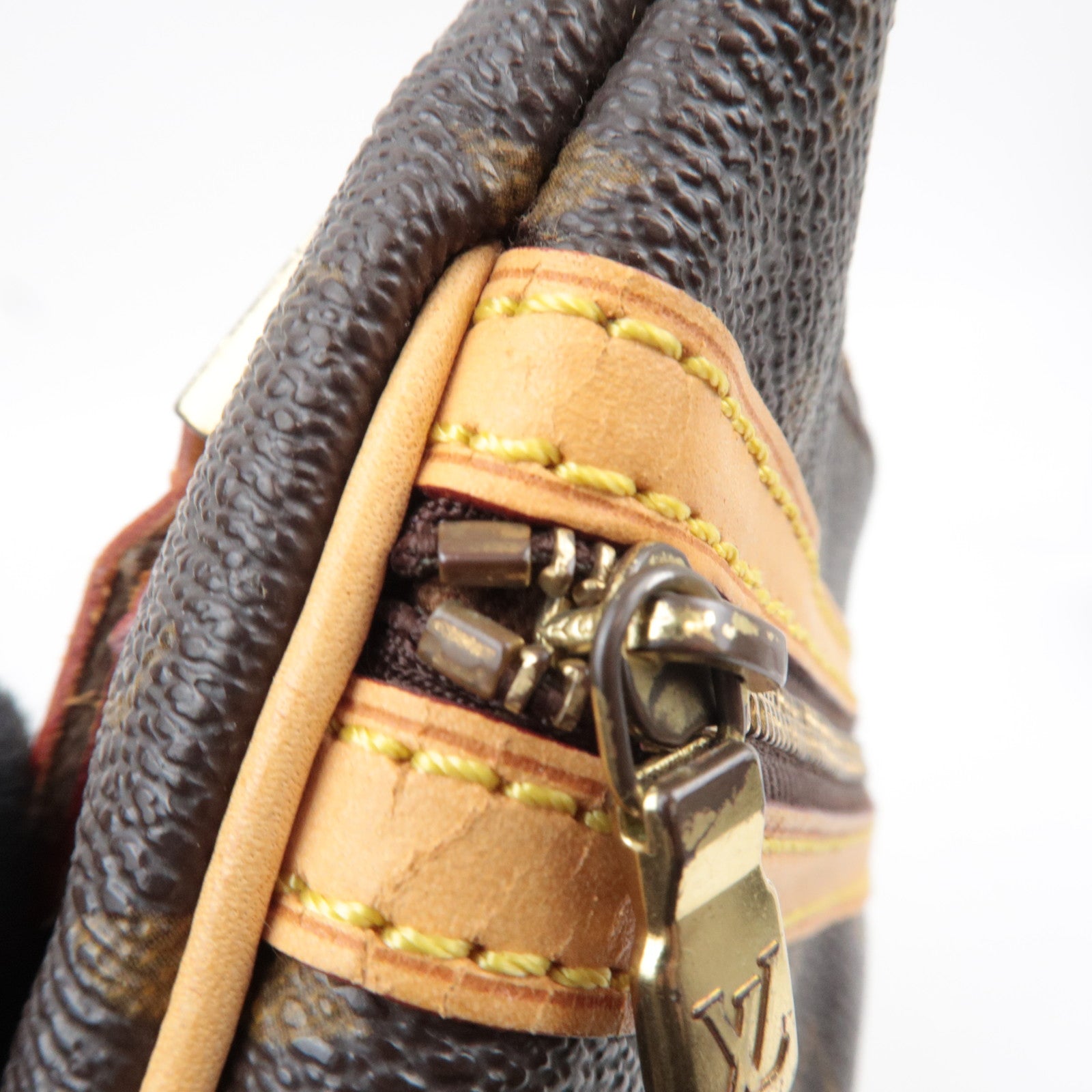 Louis Vuitton Monogram Pochette Bosphore Shoulder Bag M40044 MI0096