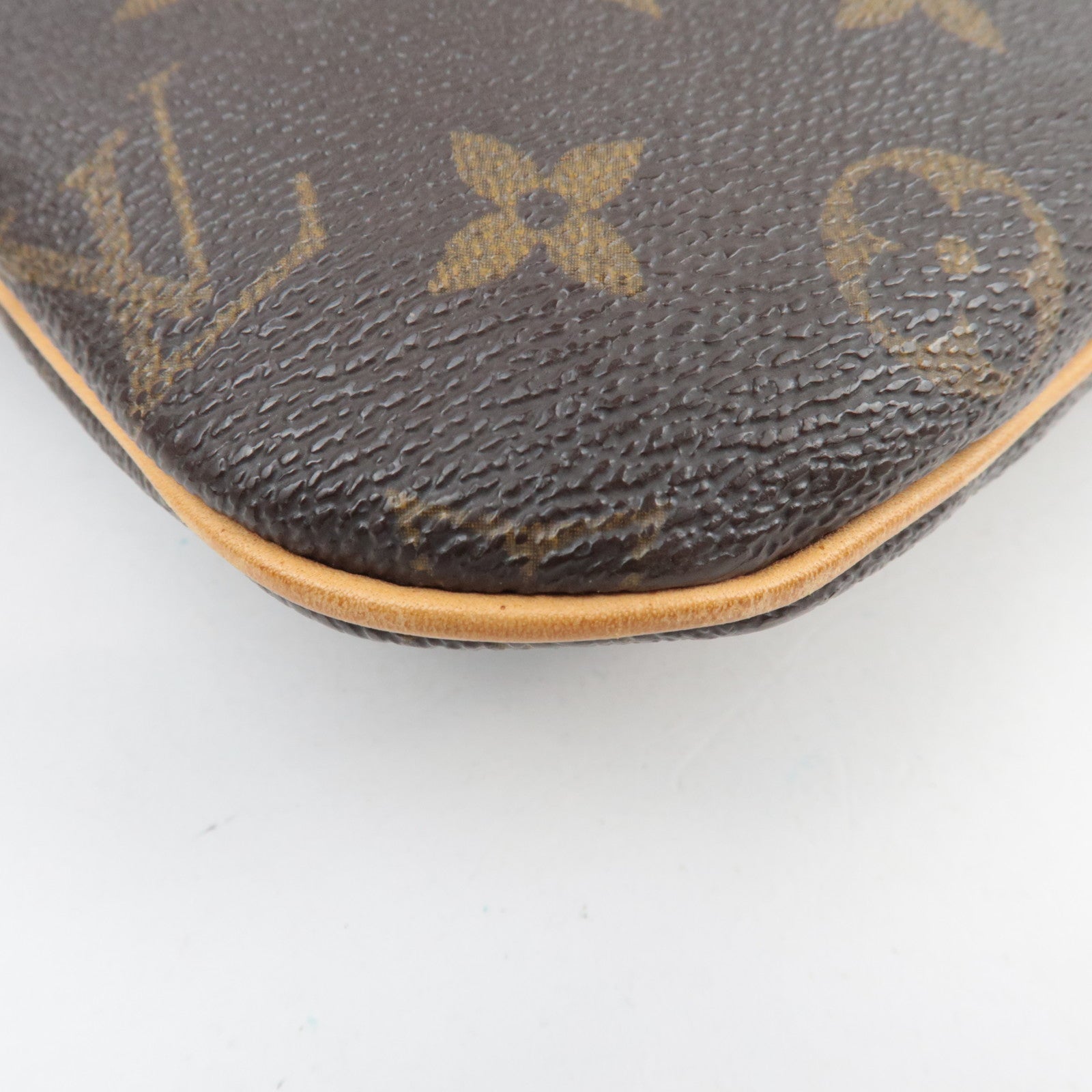 Louis Vuitton Monogram Pochette Bosphore Shoulder Bag M40044 MI0096