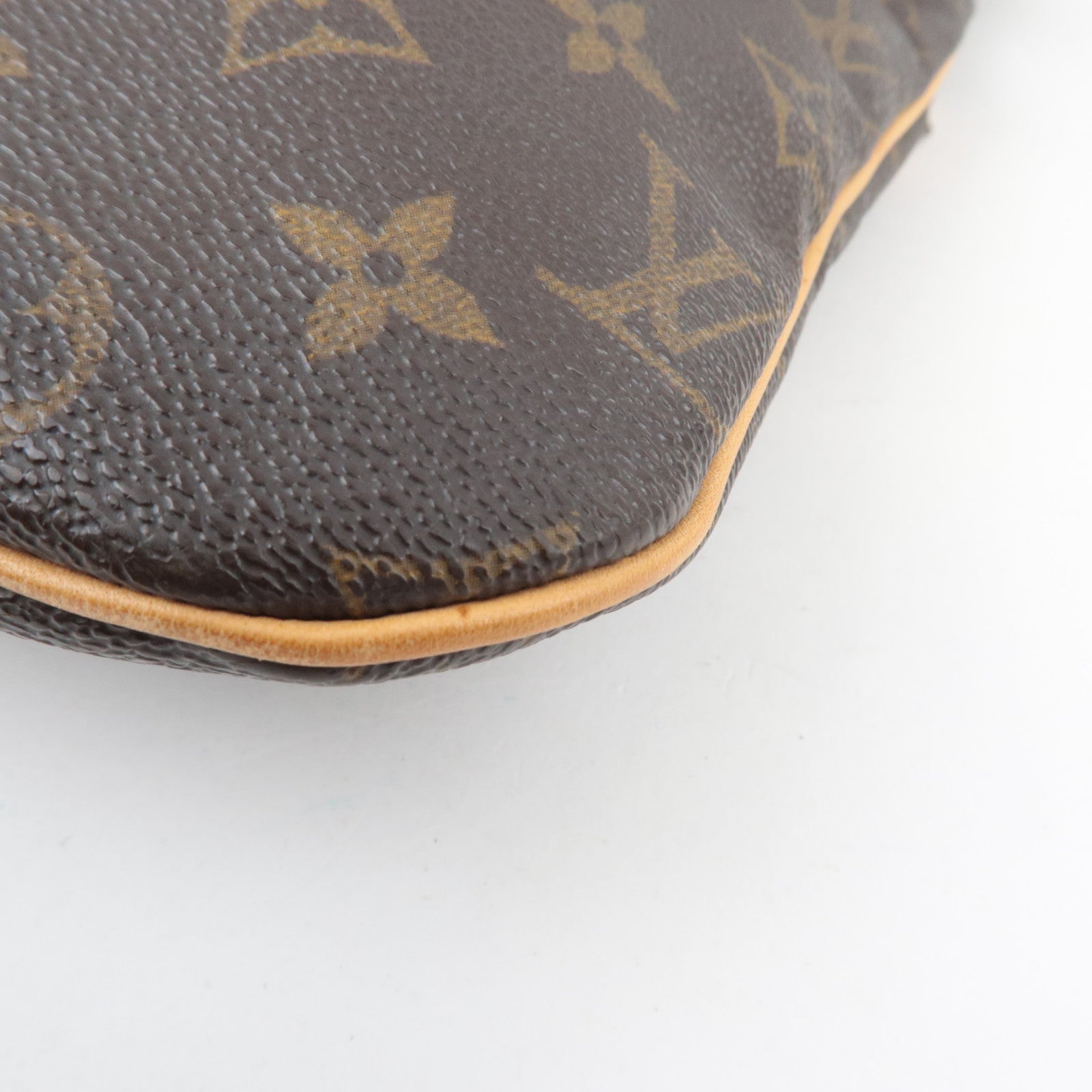 Louis Vuitton Monogram Pochette Bosphore Shoulder Bag M40044 MI0096