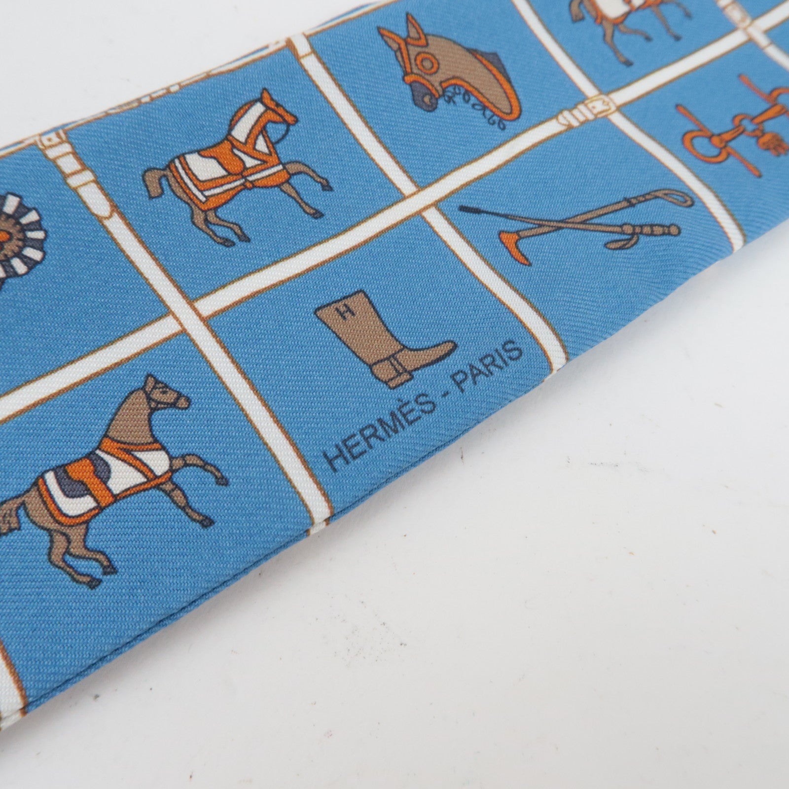 HERMES Twilly Scarf Couvertures et Tenues de Jour HERMES Silk 100% Blue *Box