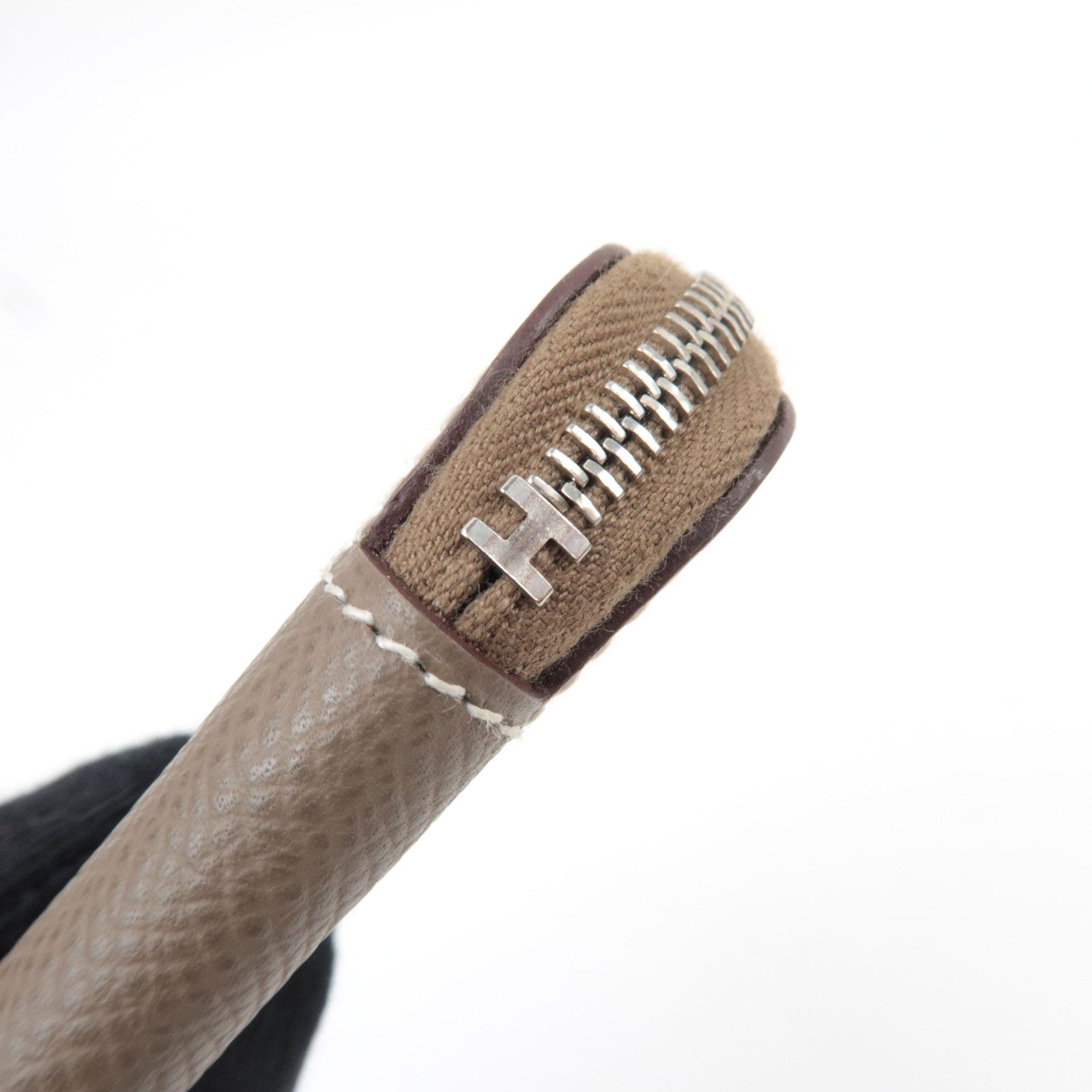 HERMES Azap Compact Mini Silkin Coin Case O Stamp (2011) Veau Epsom Etoupe Silver HDW *Box