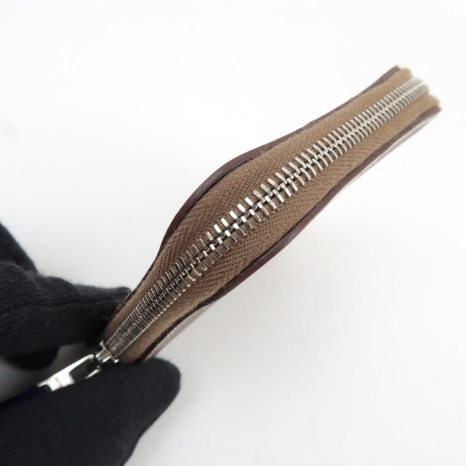 HERMES Azap Compact Mini Silkin Coin Case O Stamp (2011) Veau Epsom Etoupe Silver HDW *Box