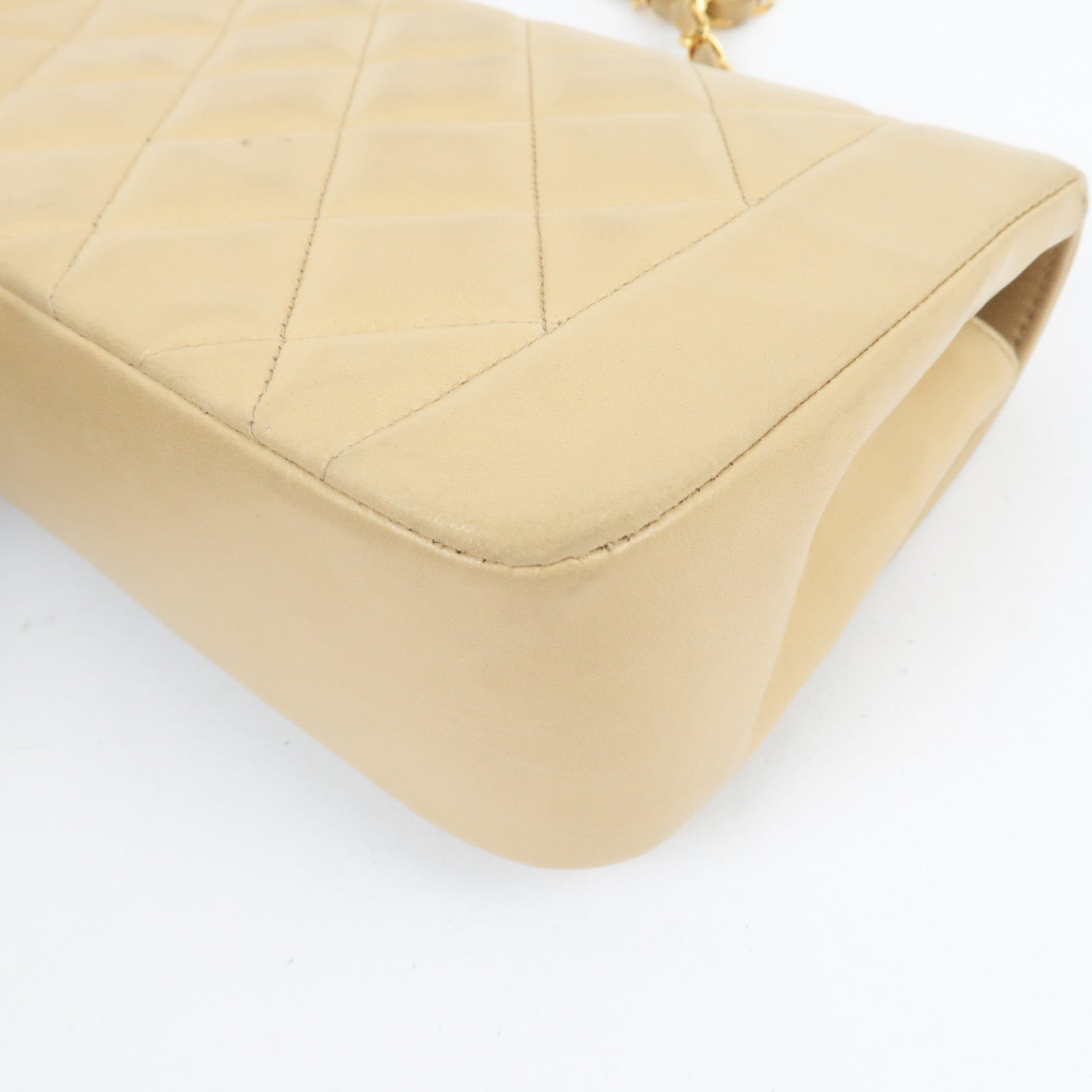 CHANEL Diana Matelasse 23 Lambskin Chain Shoulder Bag Beige A01164 2744599 *Box, Dust bag, G card