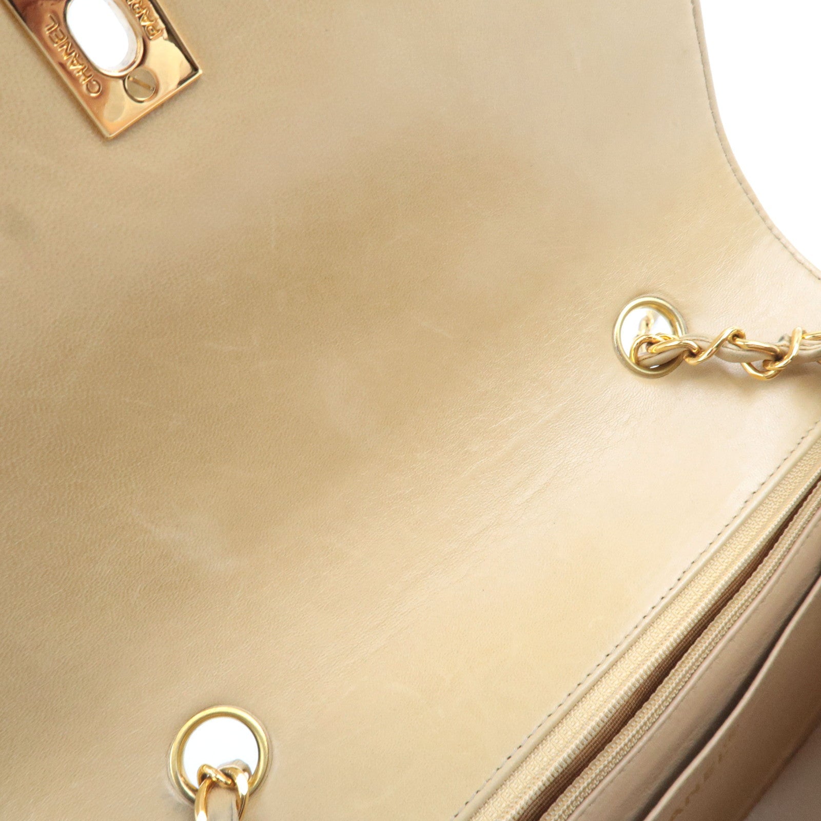 CHANEL Diana Matelasse 23 Lambskin Chain Shoulder Bag Beige A01164 2744599 *Box, Dust bag, G card