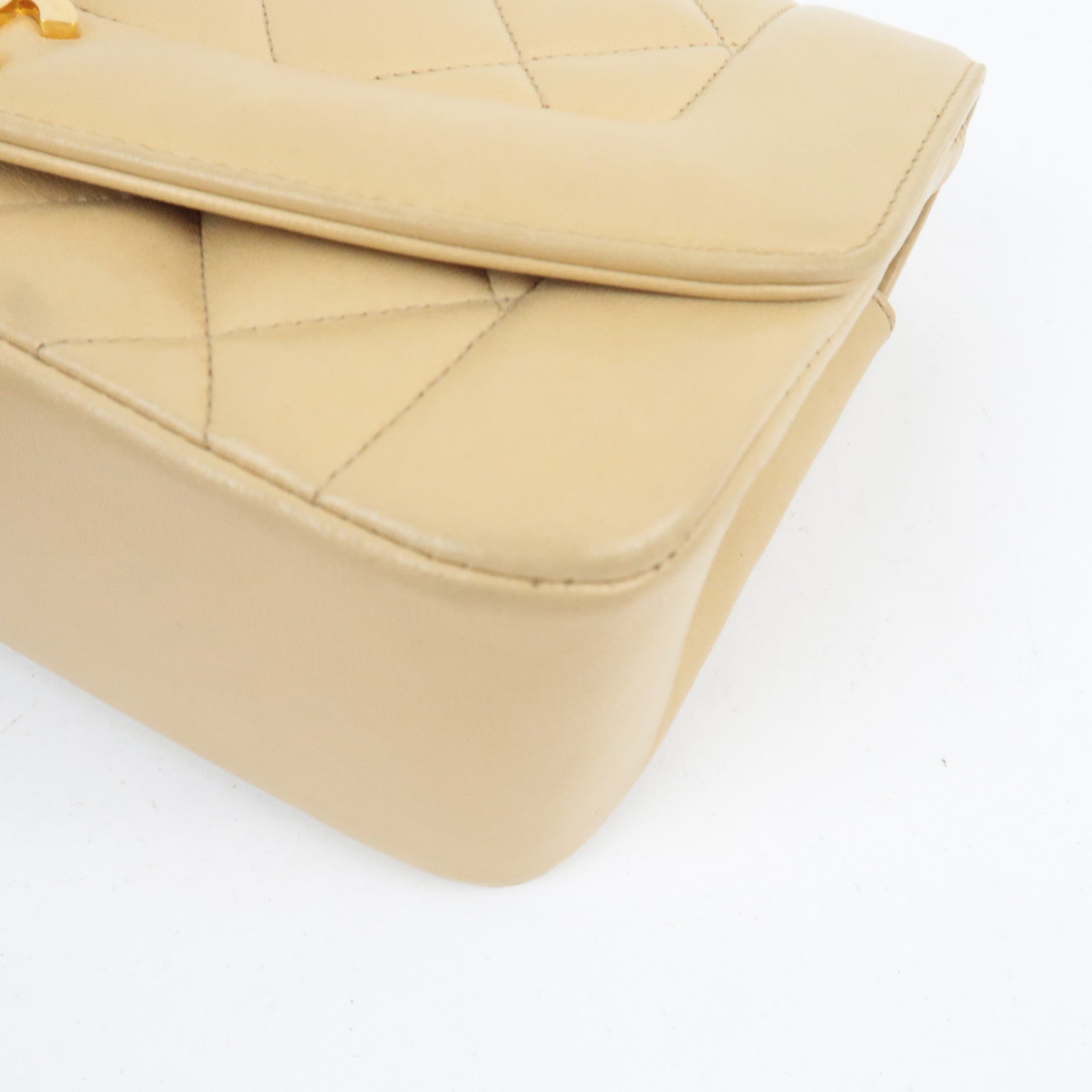 CHANEL Diana Matelasse 23 Lambskin Chain Shoulder Bag Beige A01164 2744599 *Box, Dust bag, G card