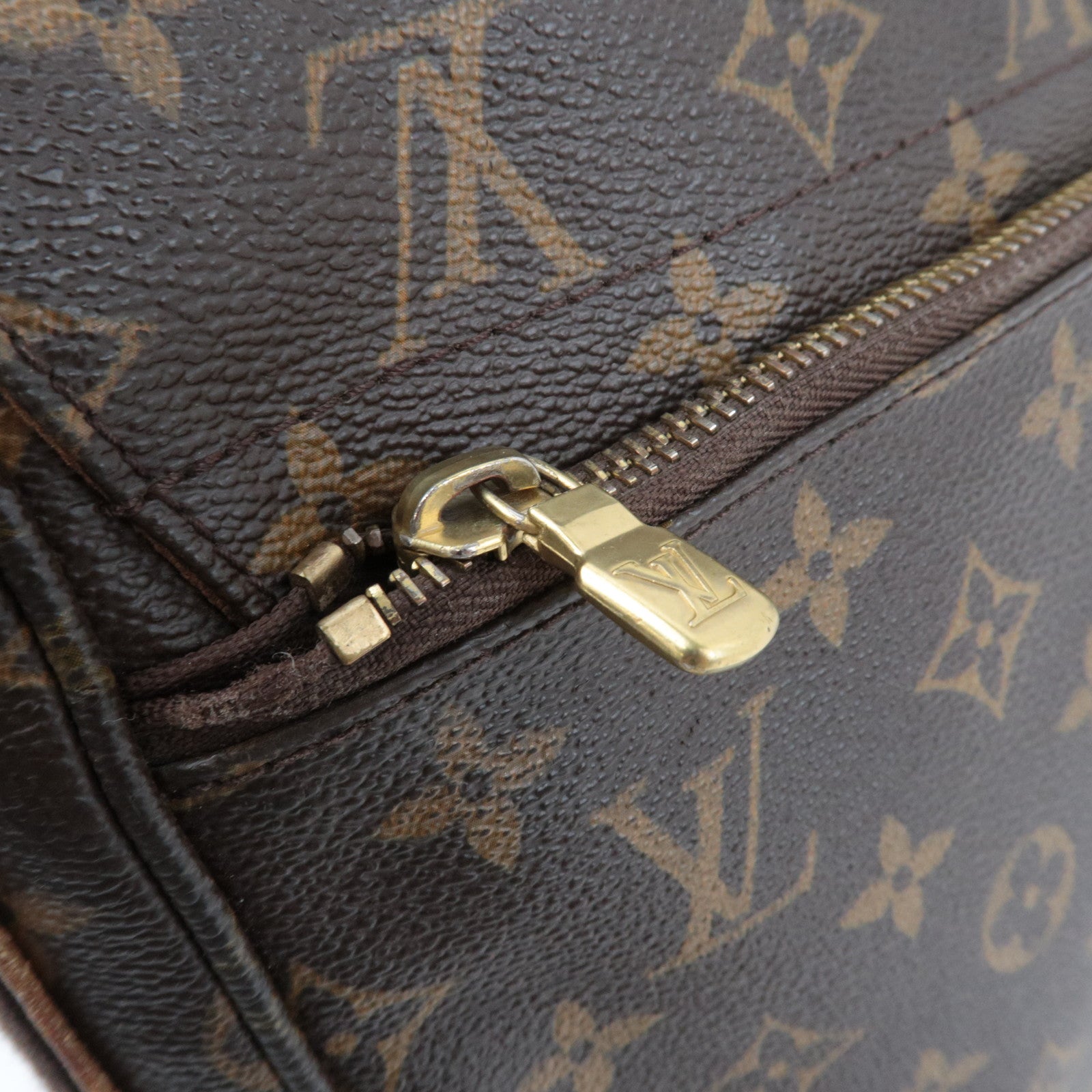 Louis Vuitton Monogram Messenger Beaubourg MM Shoulder Bag M97038 CA3009