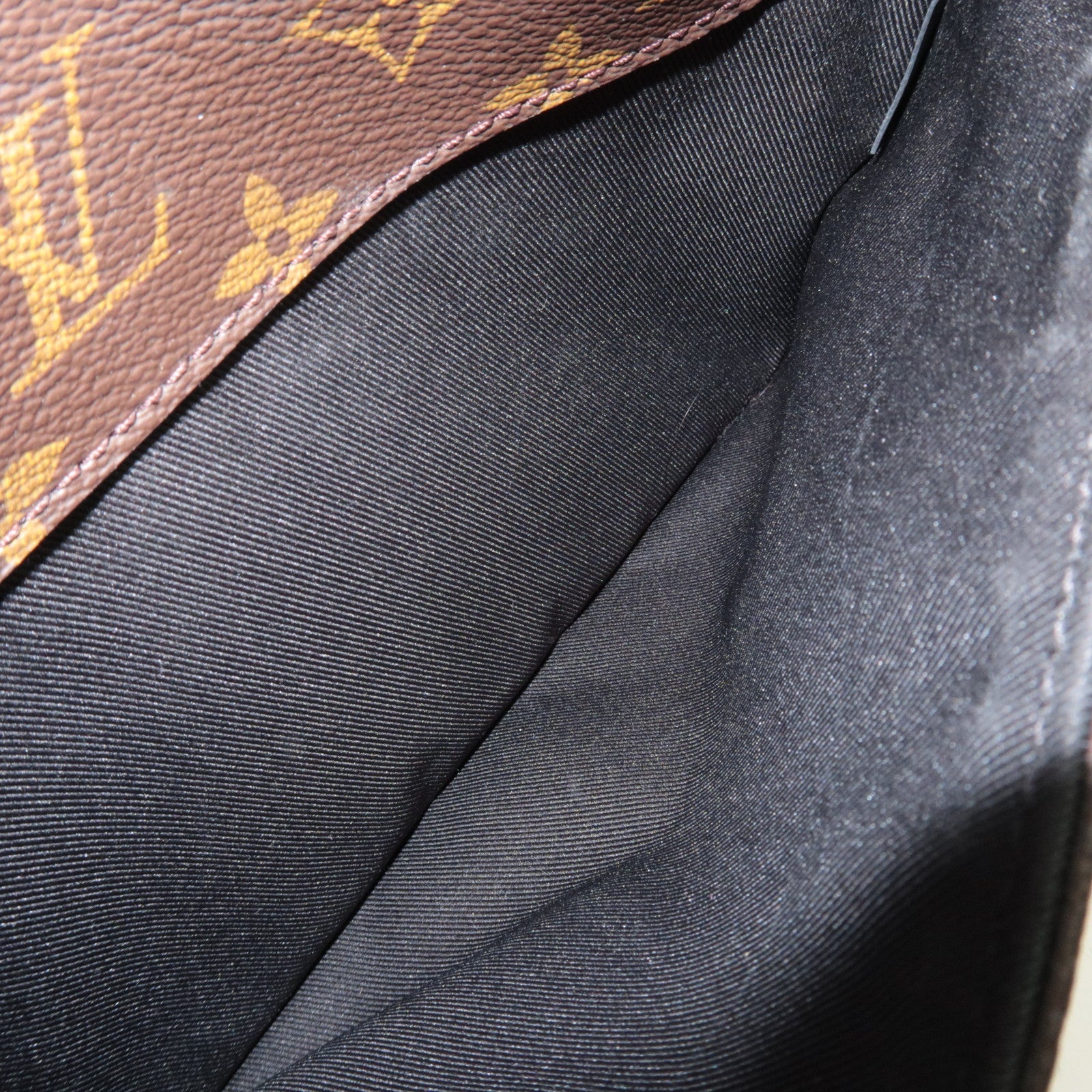 Louis Vuitton Monogram Macassar Magnetic Messenger Shoulder Bag M45557 CA0231