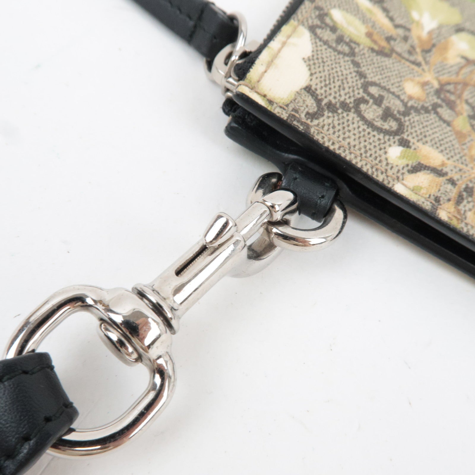 GUCCI GG Blooms Clutch Bag GG Supreme Beige Green 411691