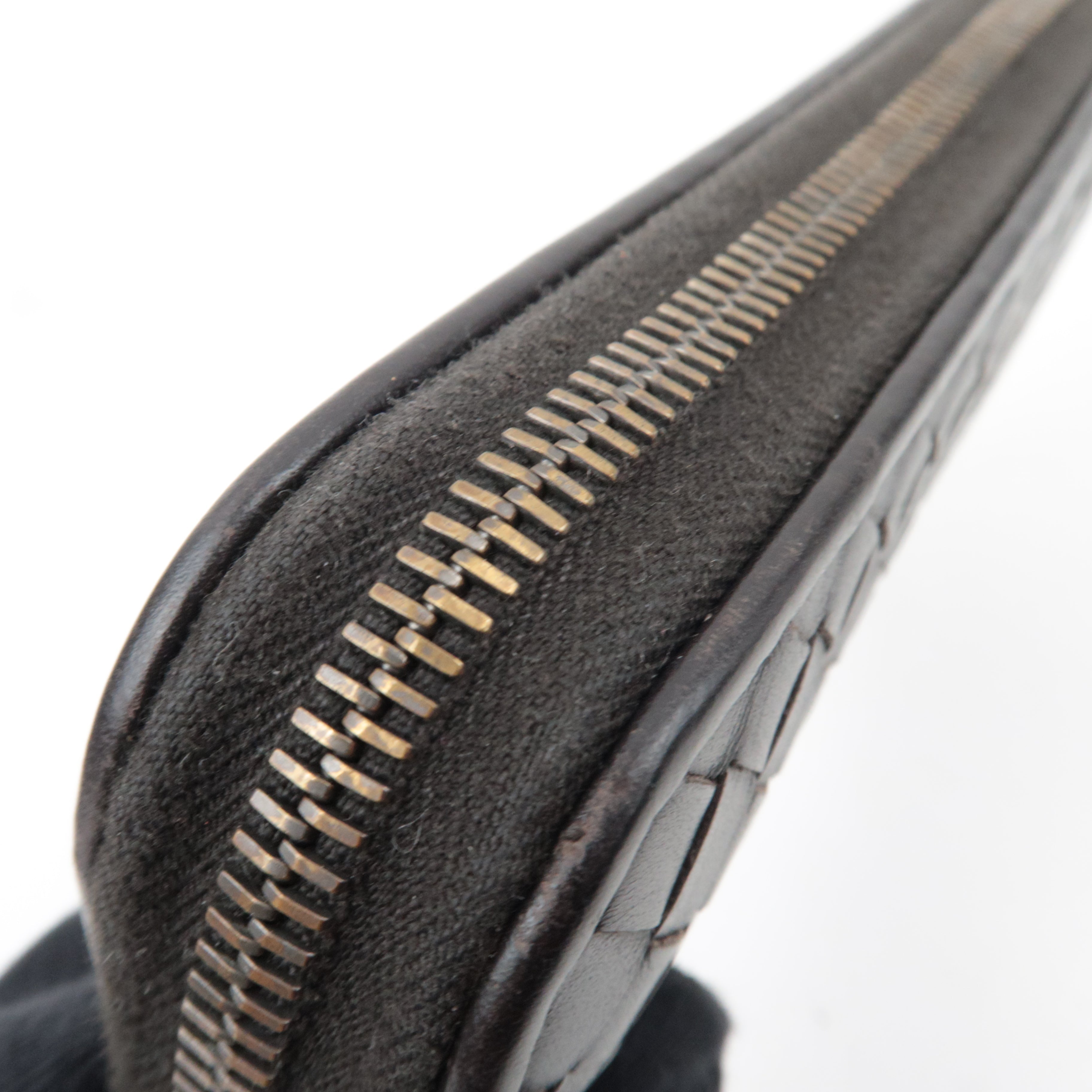 BOTTEGA VENETA Intrecciato Leather Round Zipper Long Wallet Dark Brown *Box