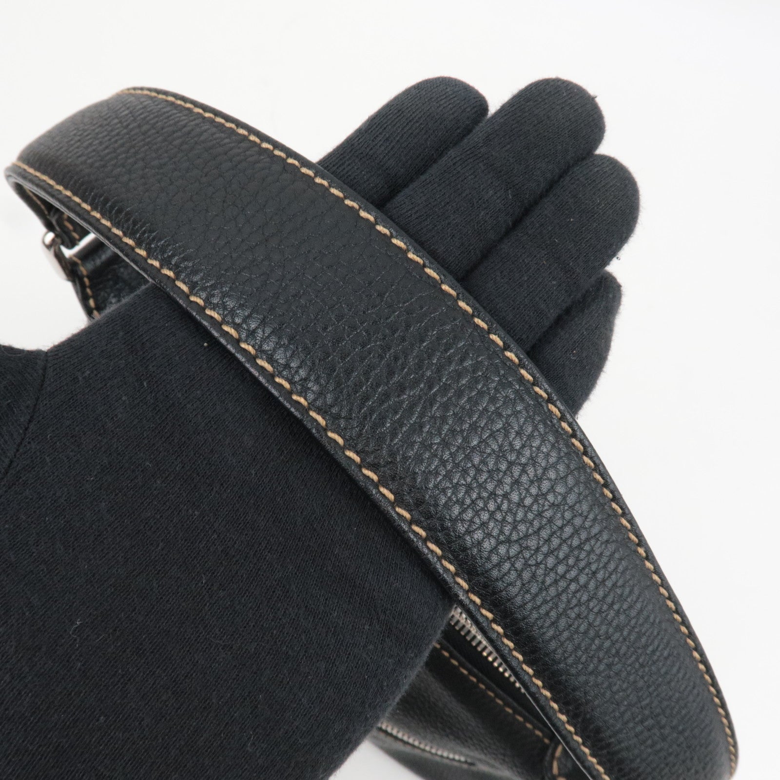 CHANEL Logo Leather Shoulder Bag Black 7741595 *G card