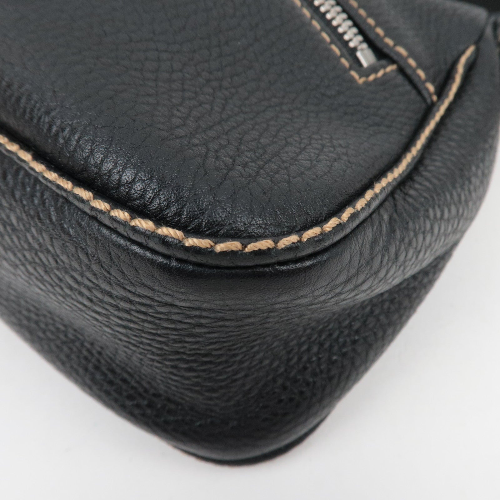 CHANEL Logo Leather Shoulder Bag Black 7741595 *G card