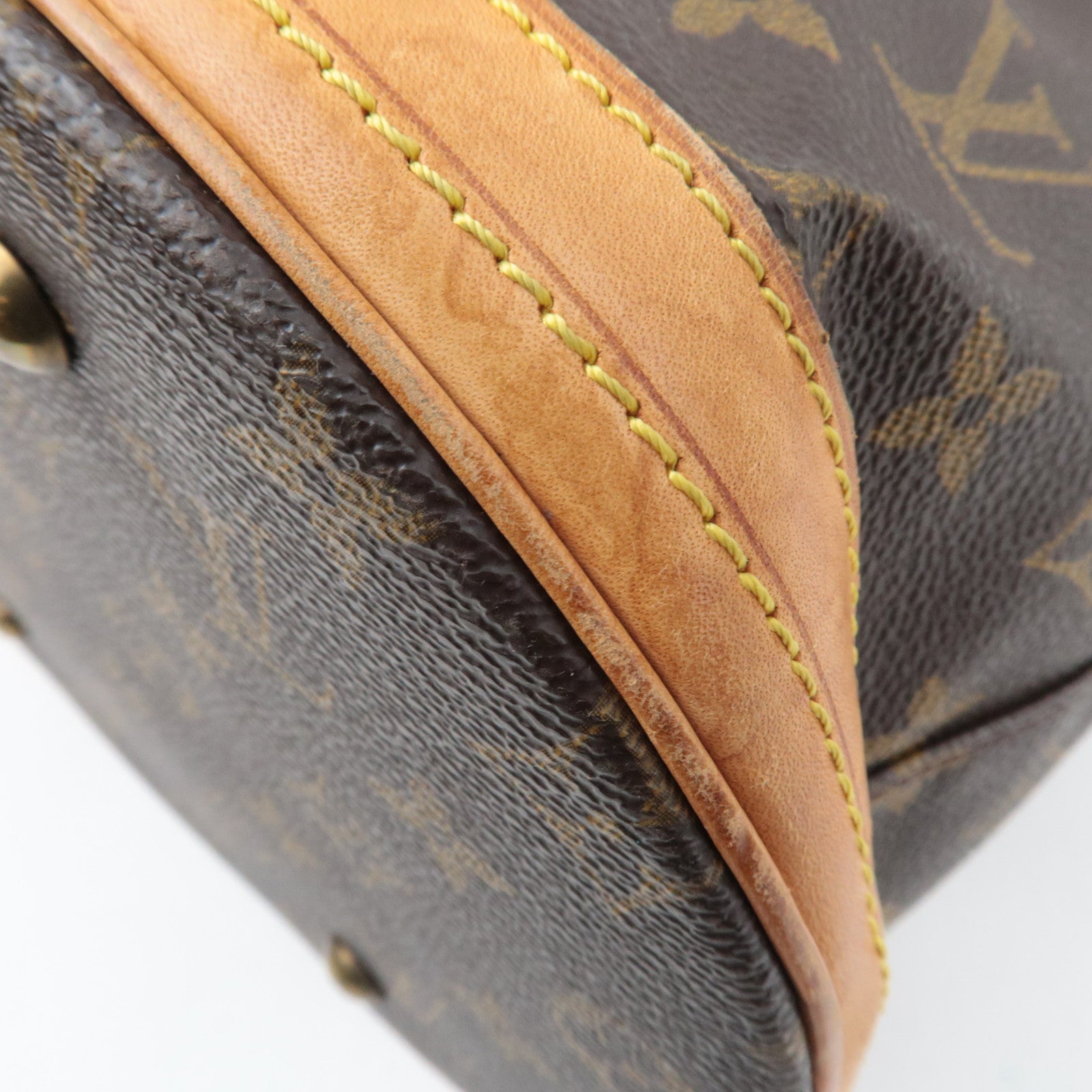 Louis Vuitton Monogram Bucket GM Shoulder Bag M42236 DK2110 *Pouch