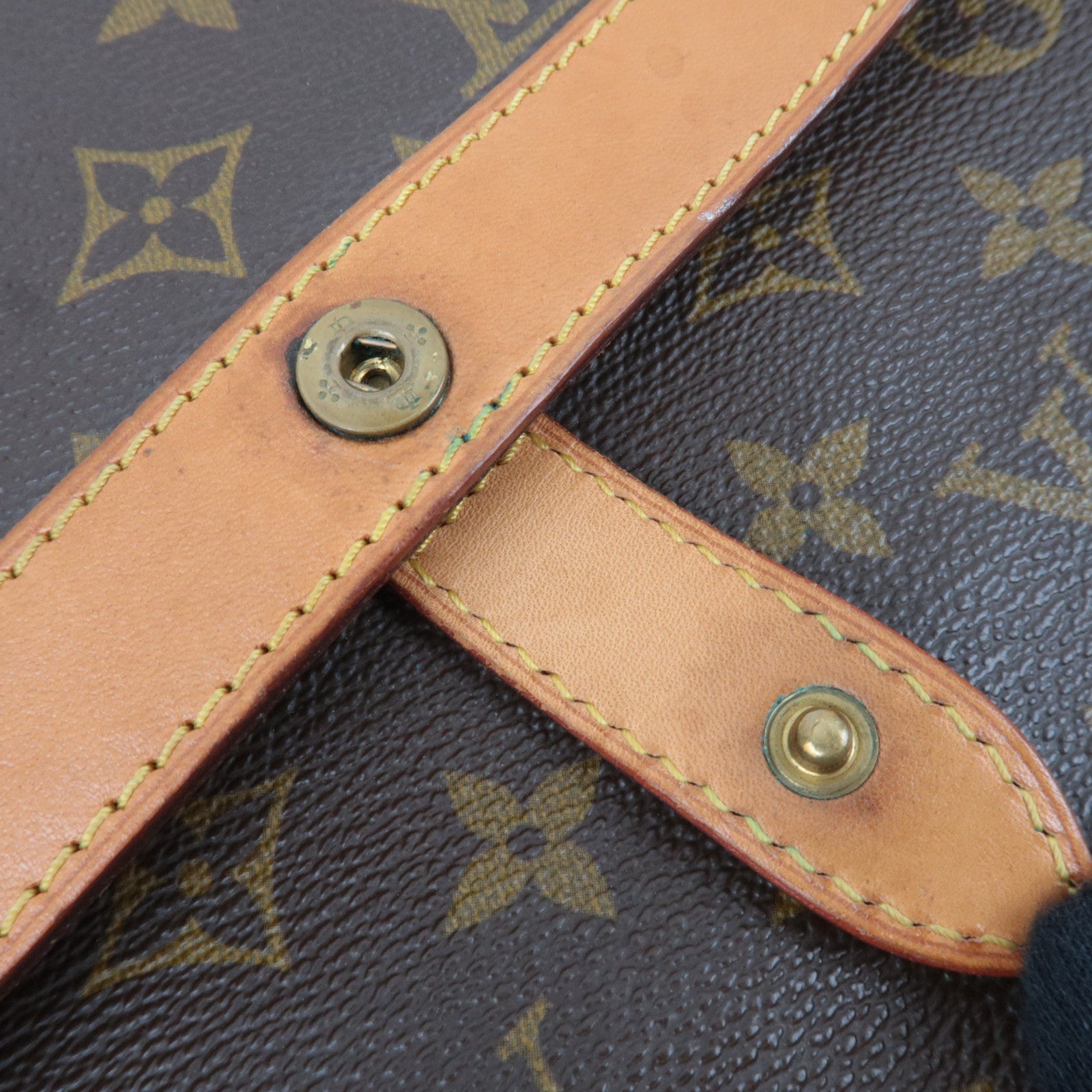 Louis Vuitton Monogram Pochette Pliante Clutch Bag M51805