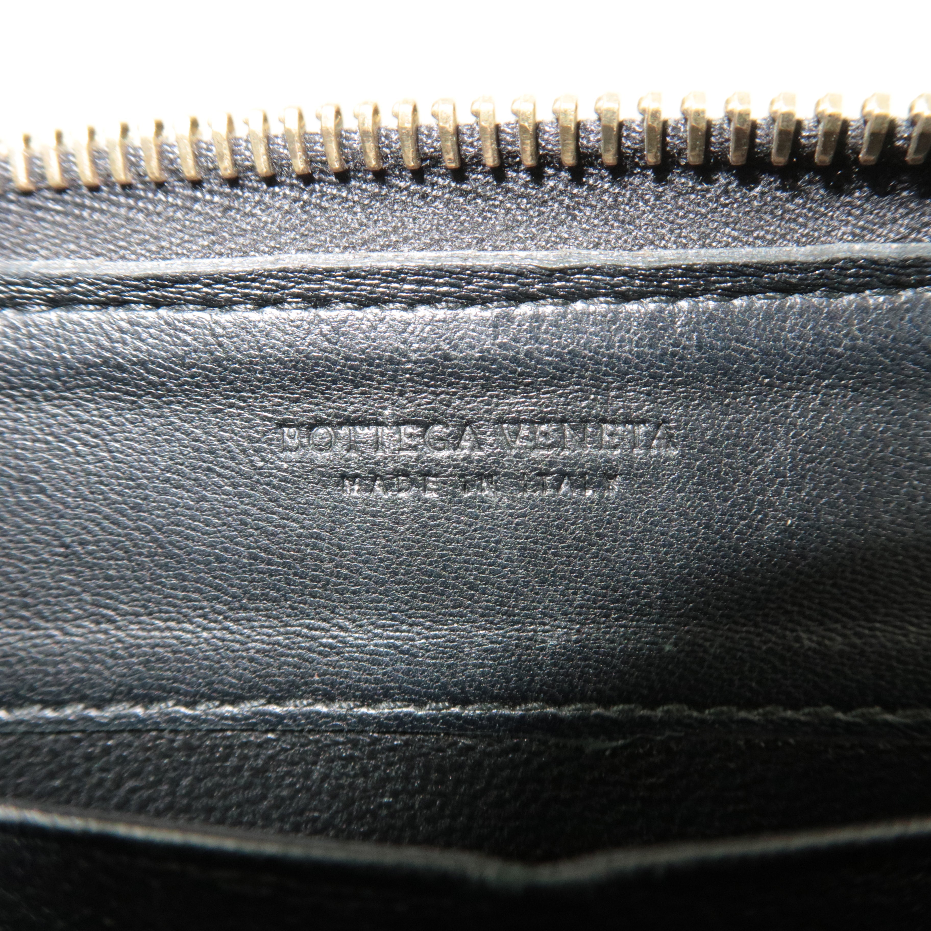 BOTTEGA VENETA Intrecciato Leather Round Zipper Long Wallet Black 114076 *Box