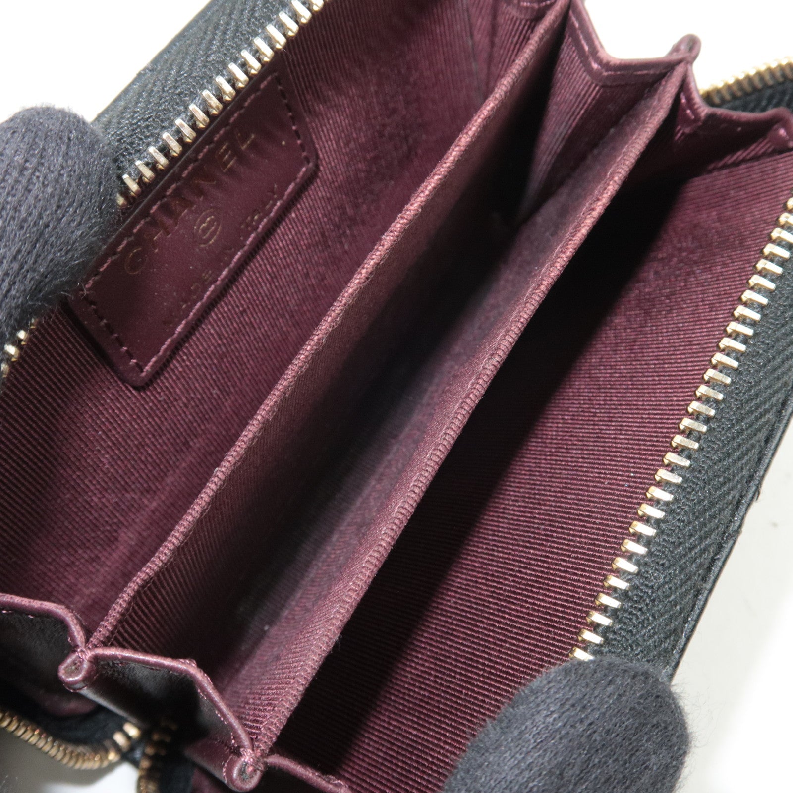 CHANEL Matelasse Round Zipper Coin Case Caviarskin Black Gold HDW 23742532 *G card