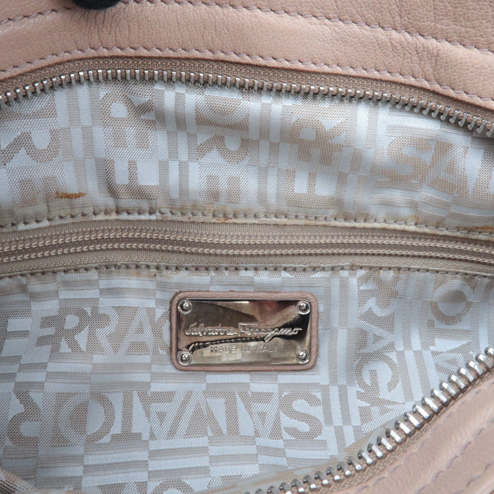 Ferragamo Gancini Shoulder Bag Leather Pink Beige