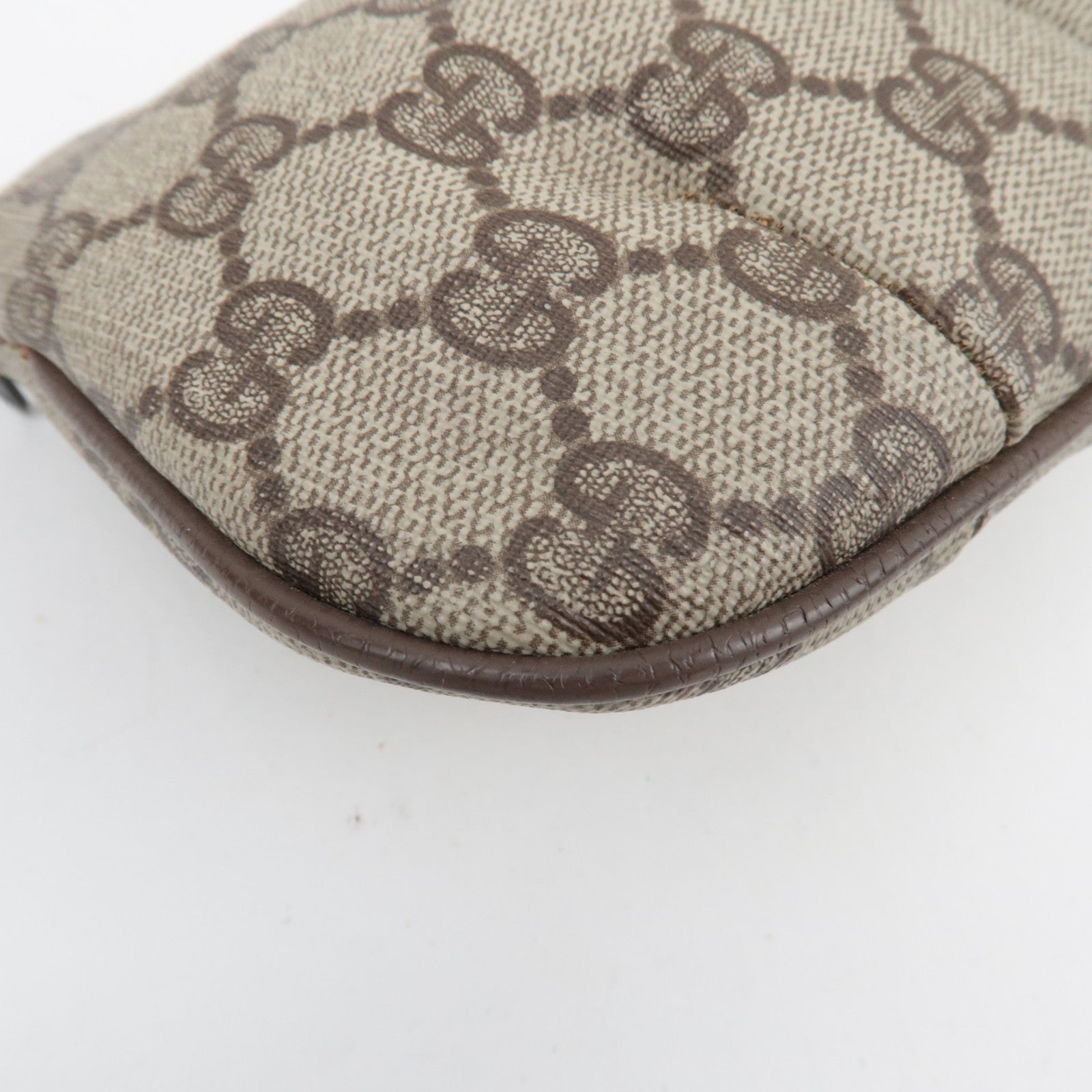 GUCCI Small Pouch GG Plus Leather Beige Brown 89.01.017