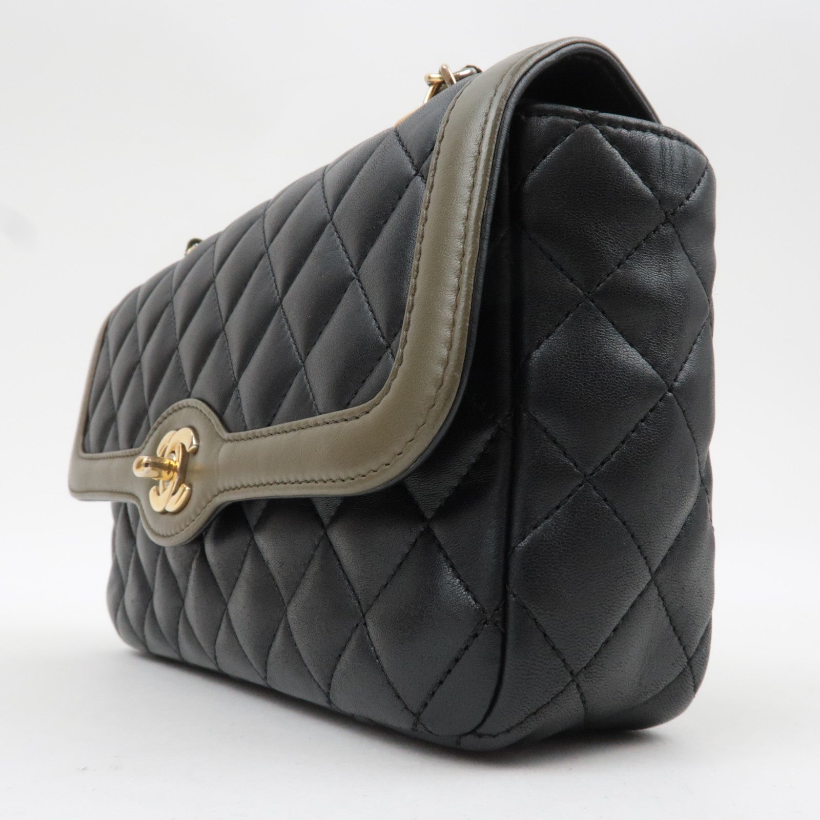 CHANEL Bi Color Matelasse Double Chain Shoulder Bag Lambskin Black Khaki 23759083