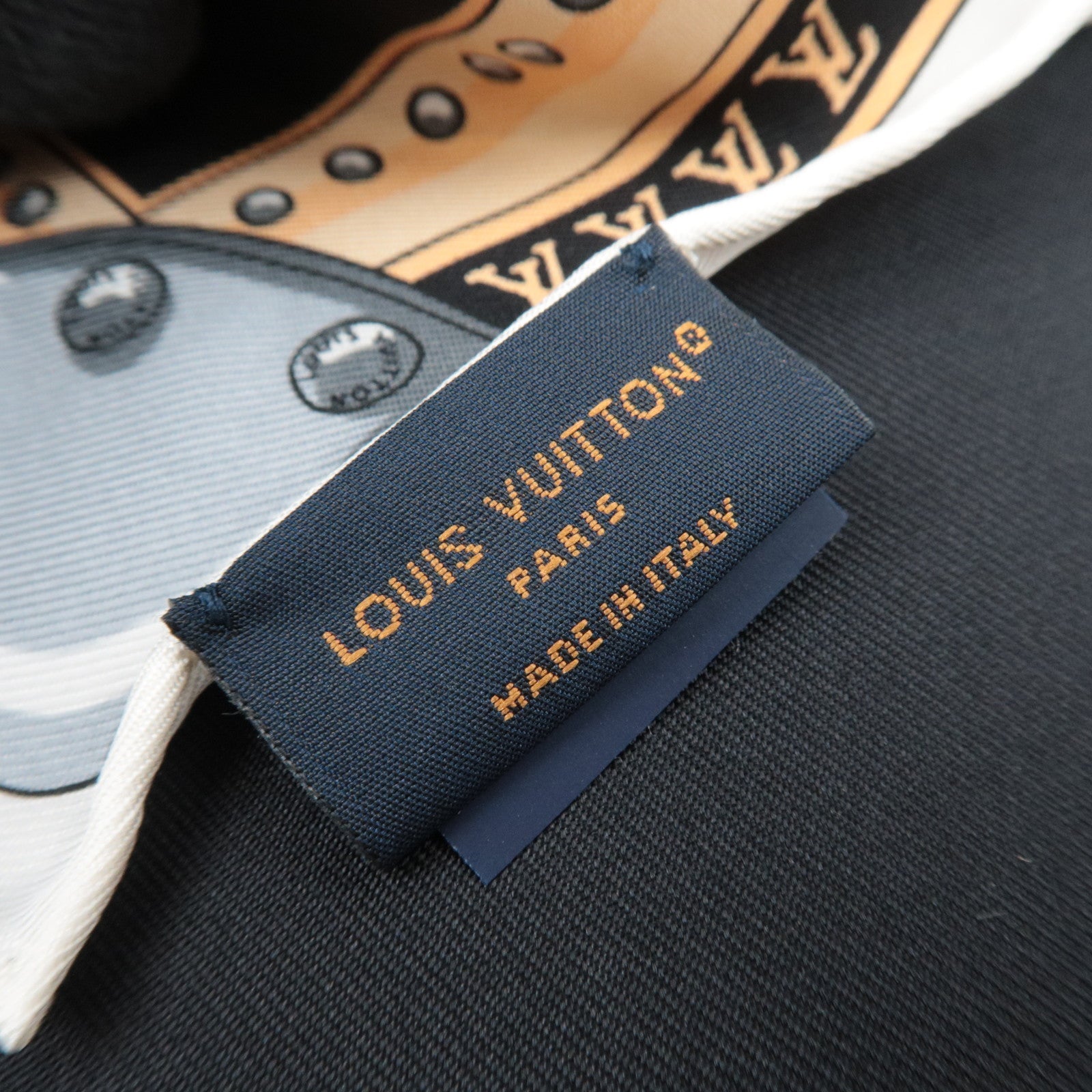 Louis Vuitton Carre Let's Go Scarf Size S 100% Silk Black M76459 OS2243 *Box