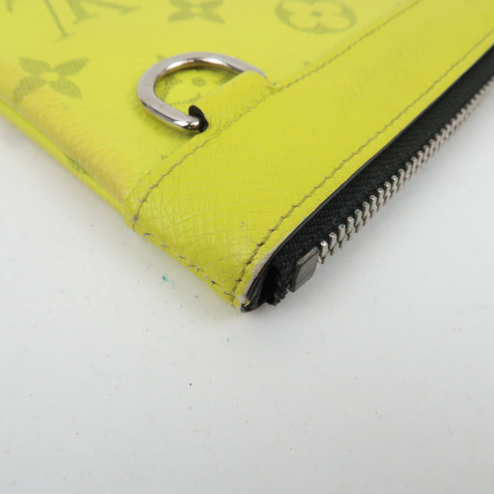 Louis Vuitton Taigarama Pochette Discovery PM Pouch Jaune M30581 SP1159