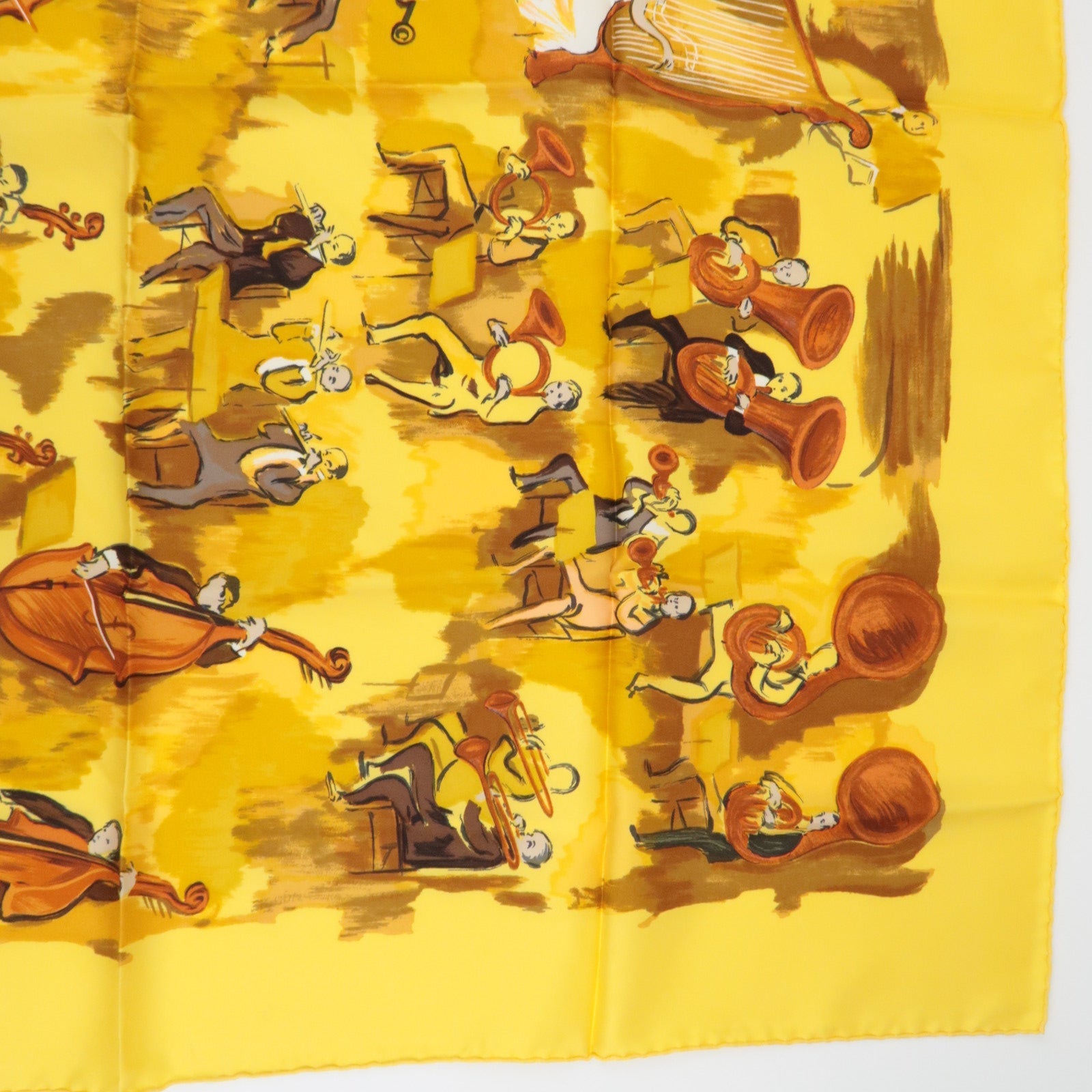 HERMES Carre 90 Scarf CONCERTO 100% Silk Yellow