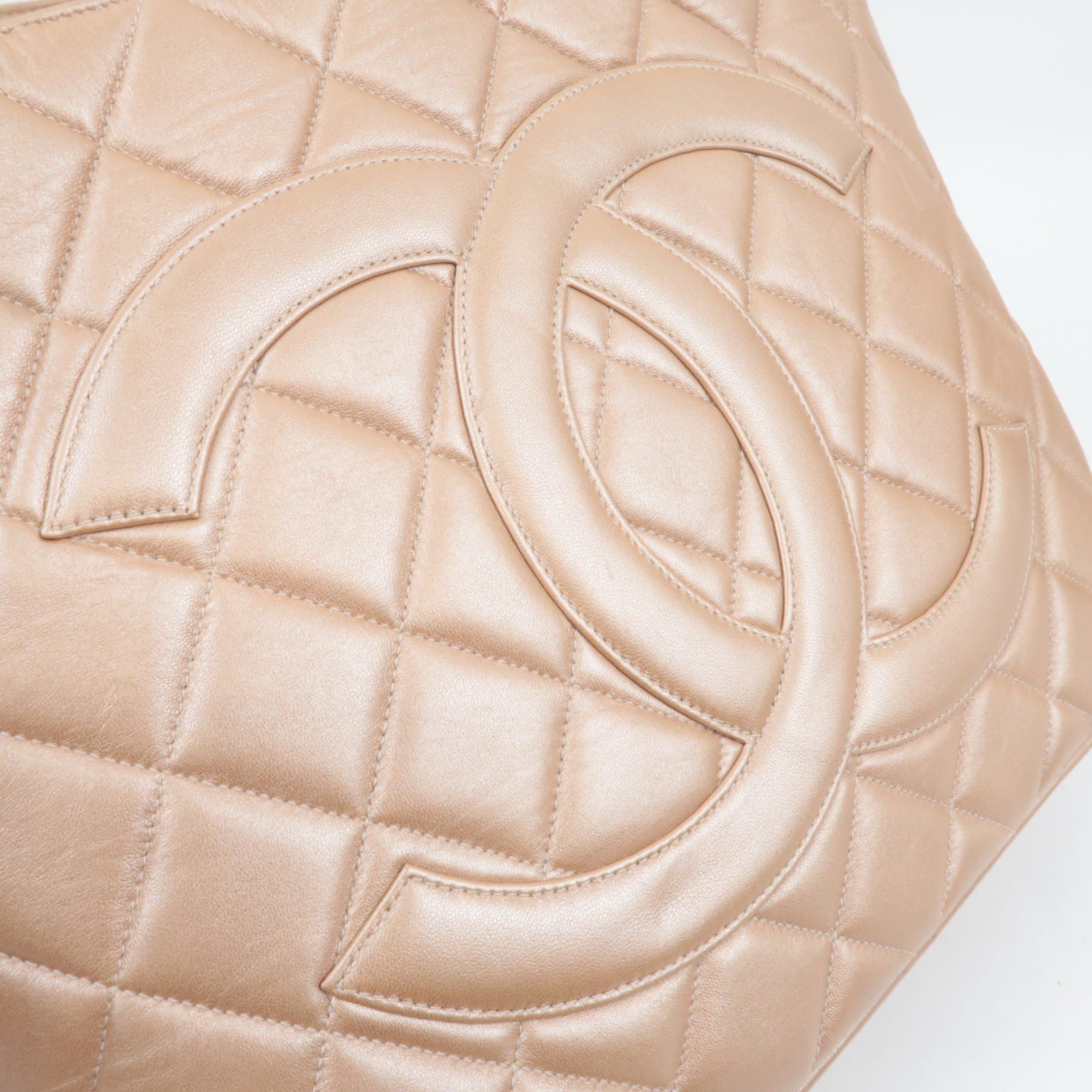 CHANEL Coco Mark Medallion Tote Bag Lambskin Champagne A01804 7505327 *G card, Dust bag